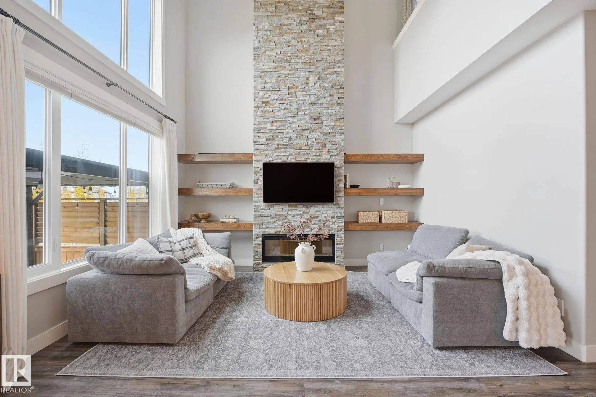 496 MCALLISTER Place