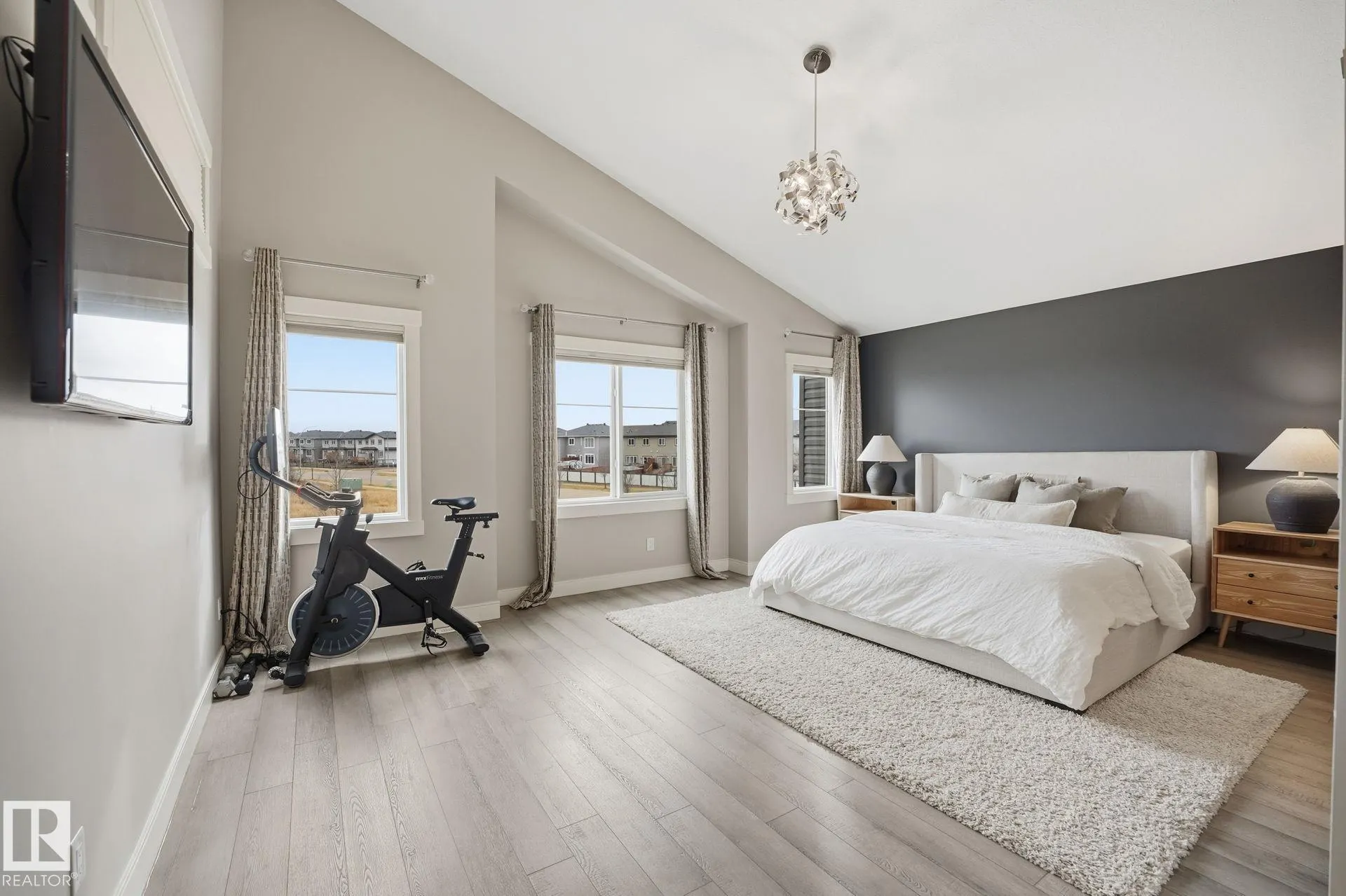 496 MCALLISTER Place