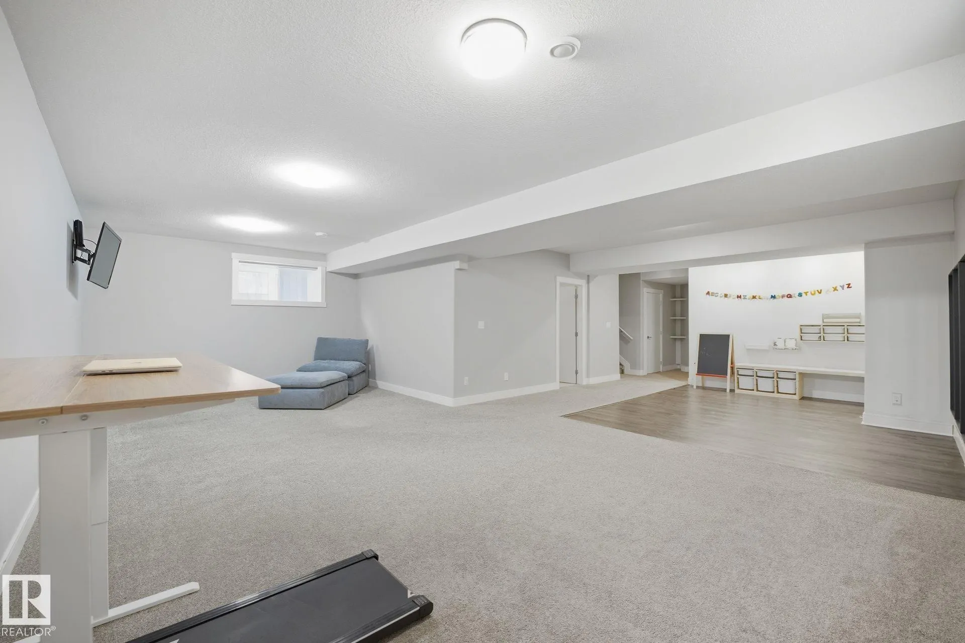 496 MCALLISTER Place