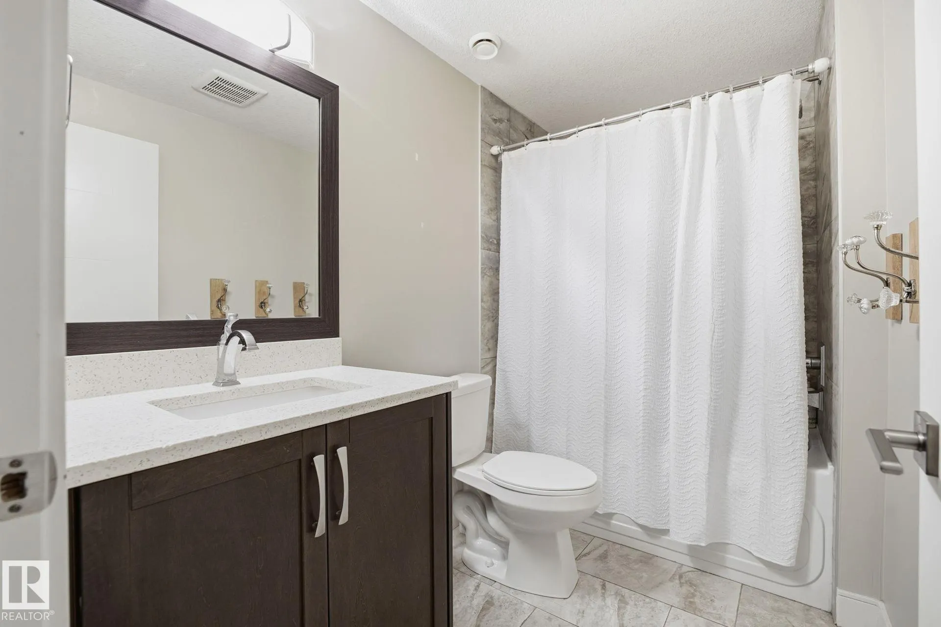 496 MCALLISTER Place