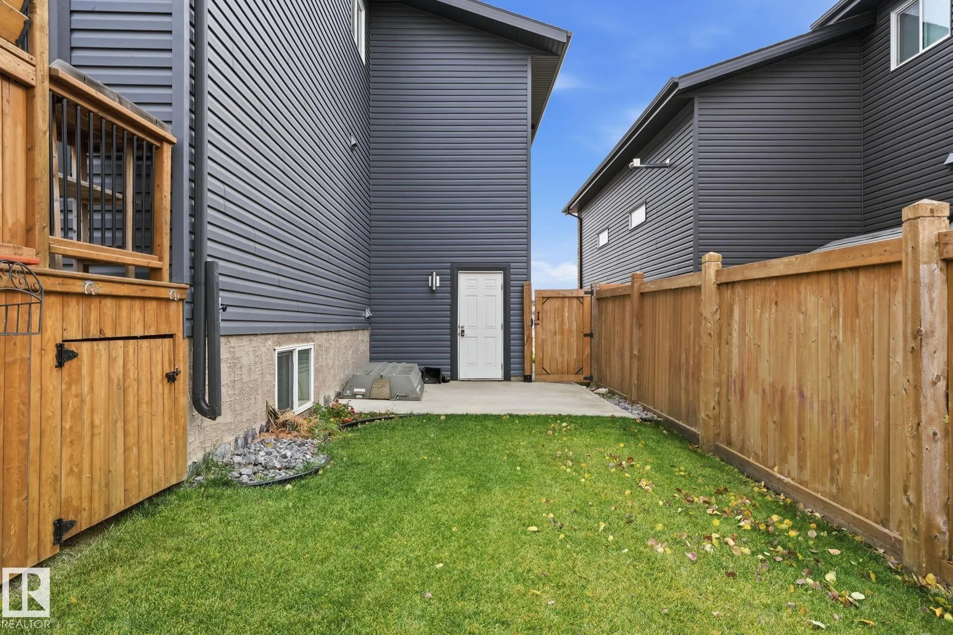 496 MCALLISTER Place