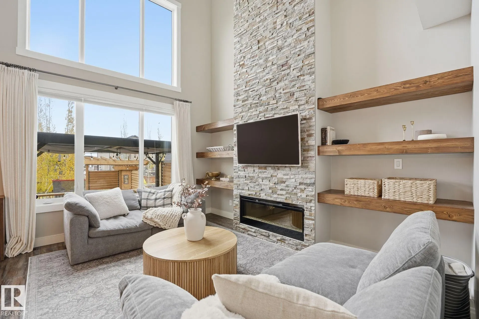 496 MCALLISTER Place