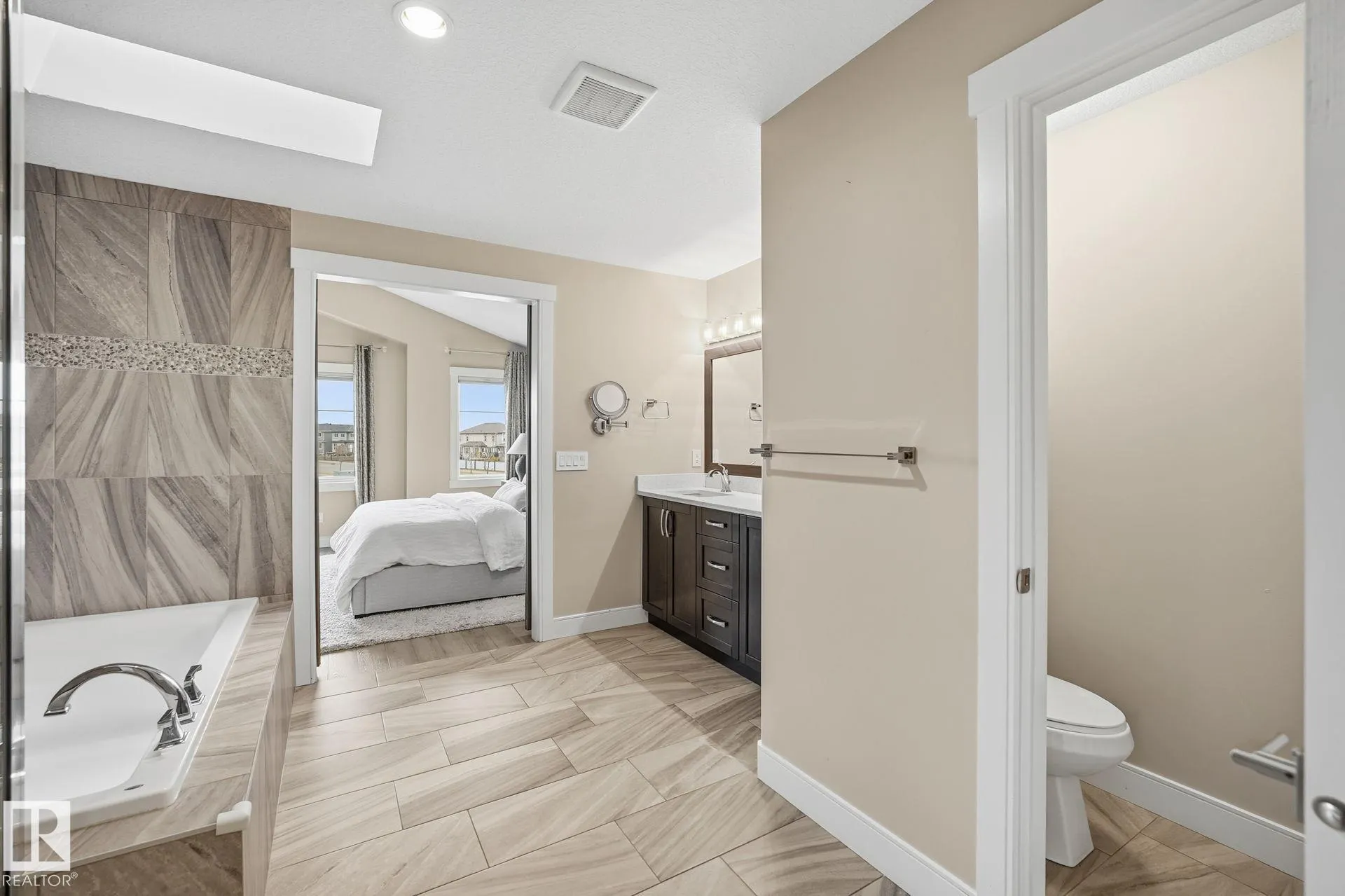 496 MCALLISTER Place