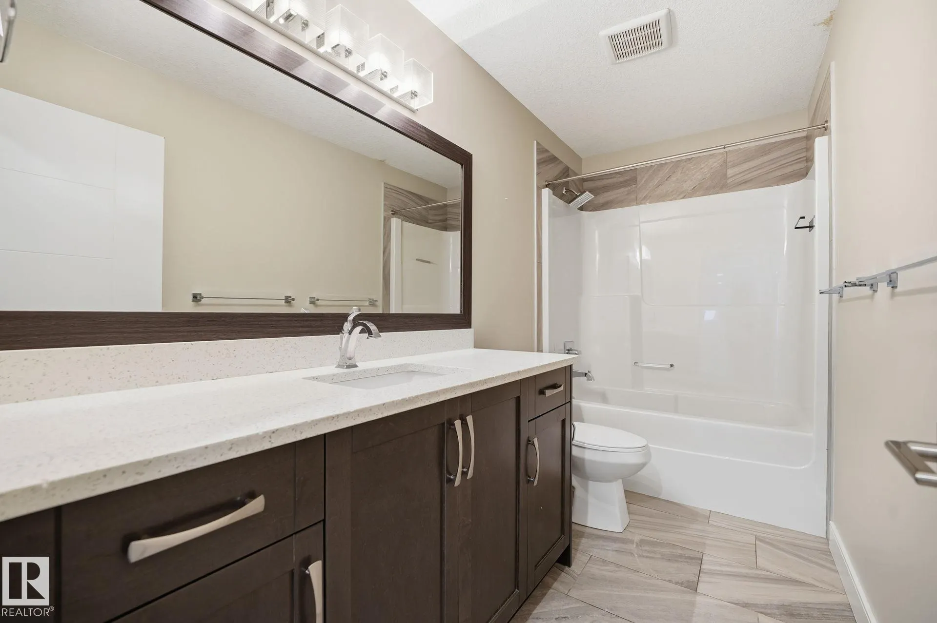 496 MCALLISTER Place