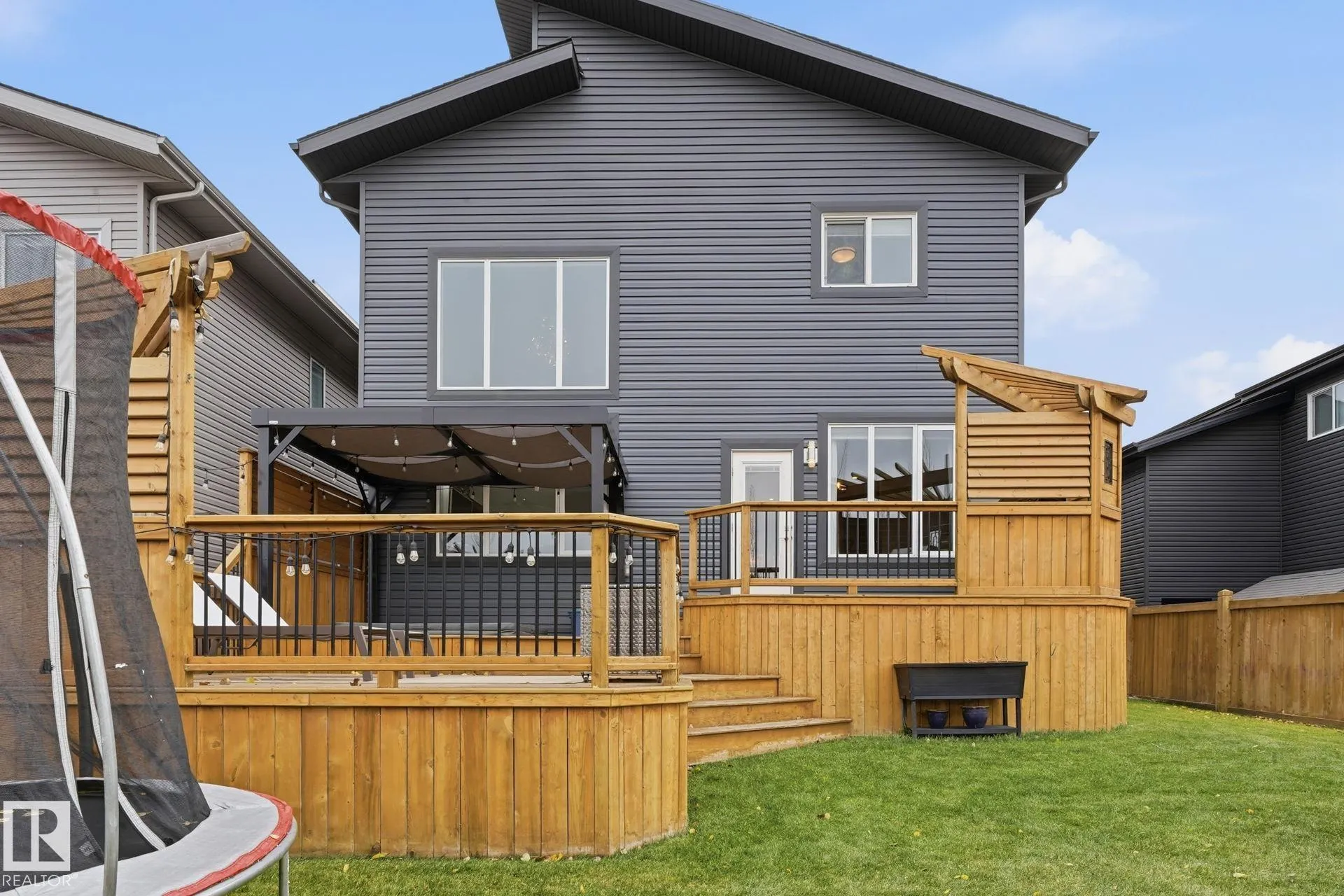 496 MCALLISTER Place