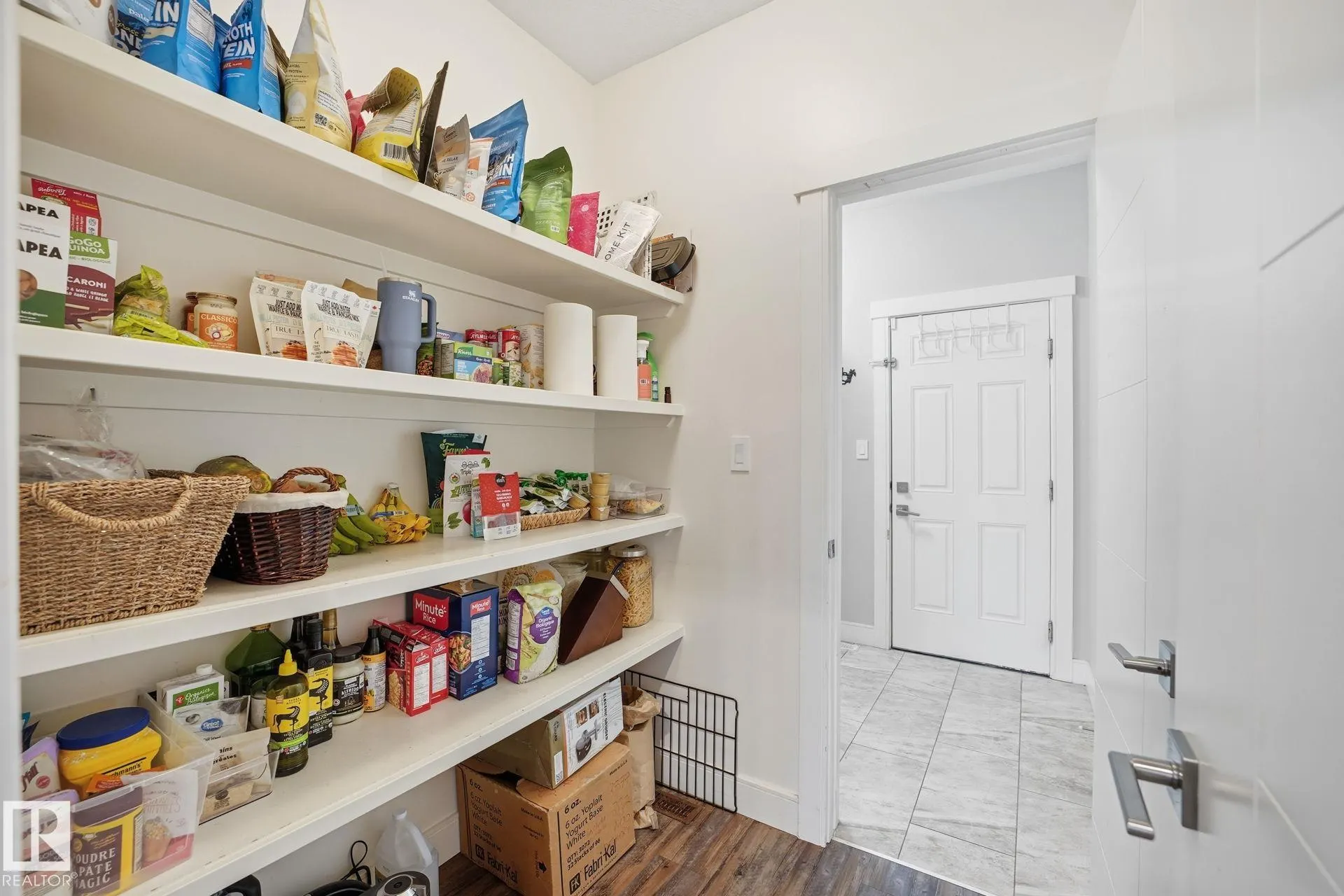 496 MCALLISTER Place