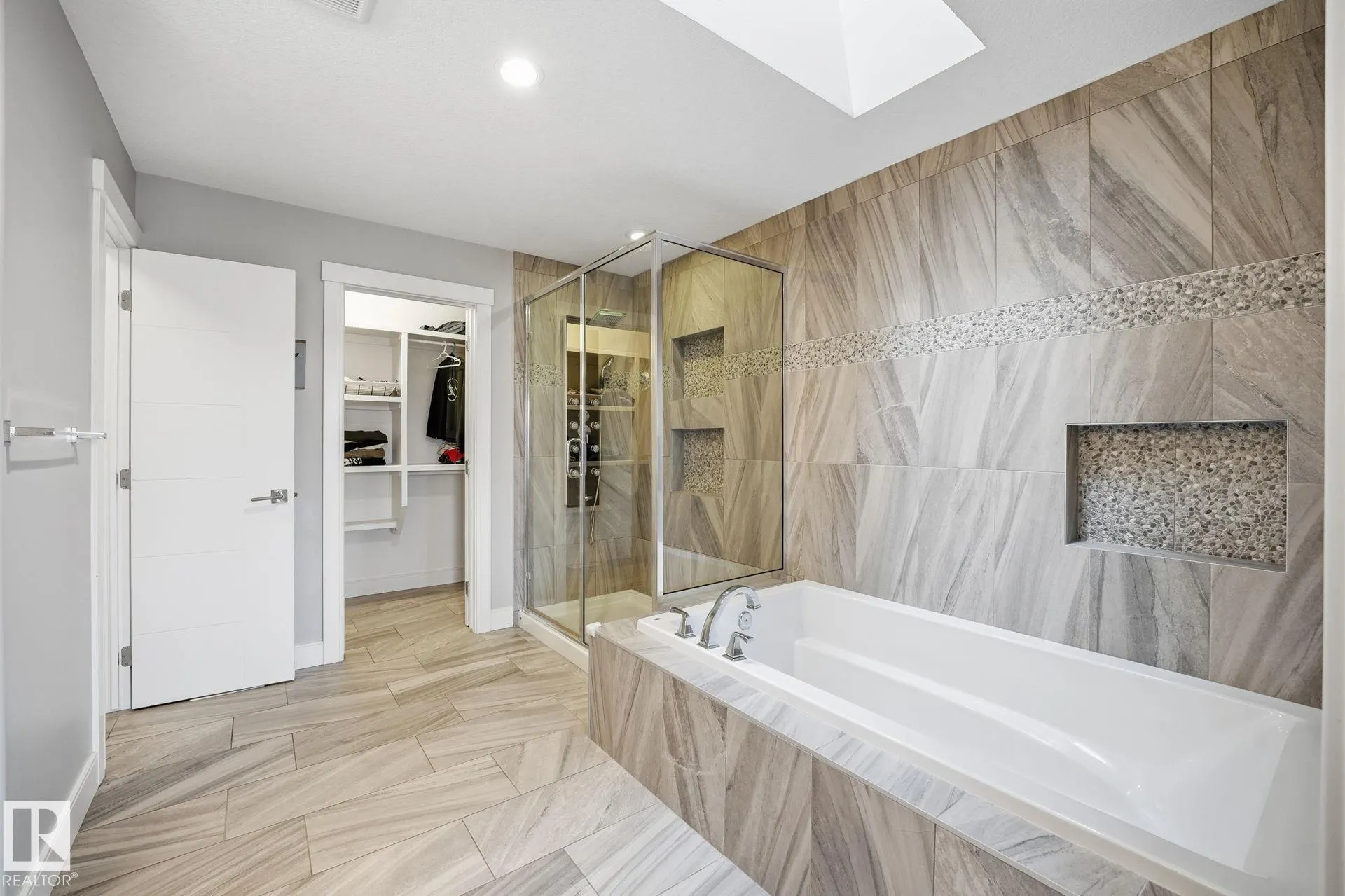 496 MCALLISTER Place