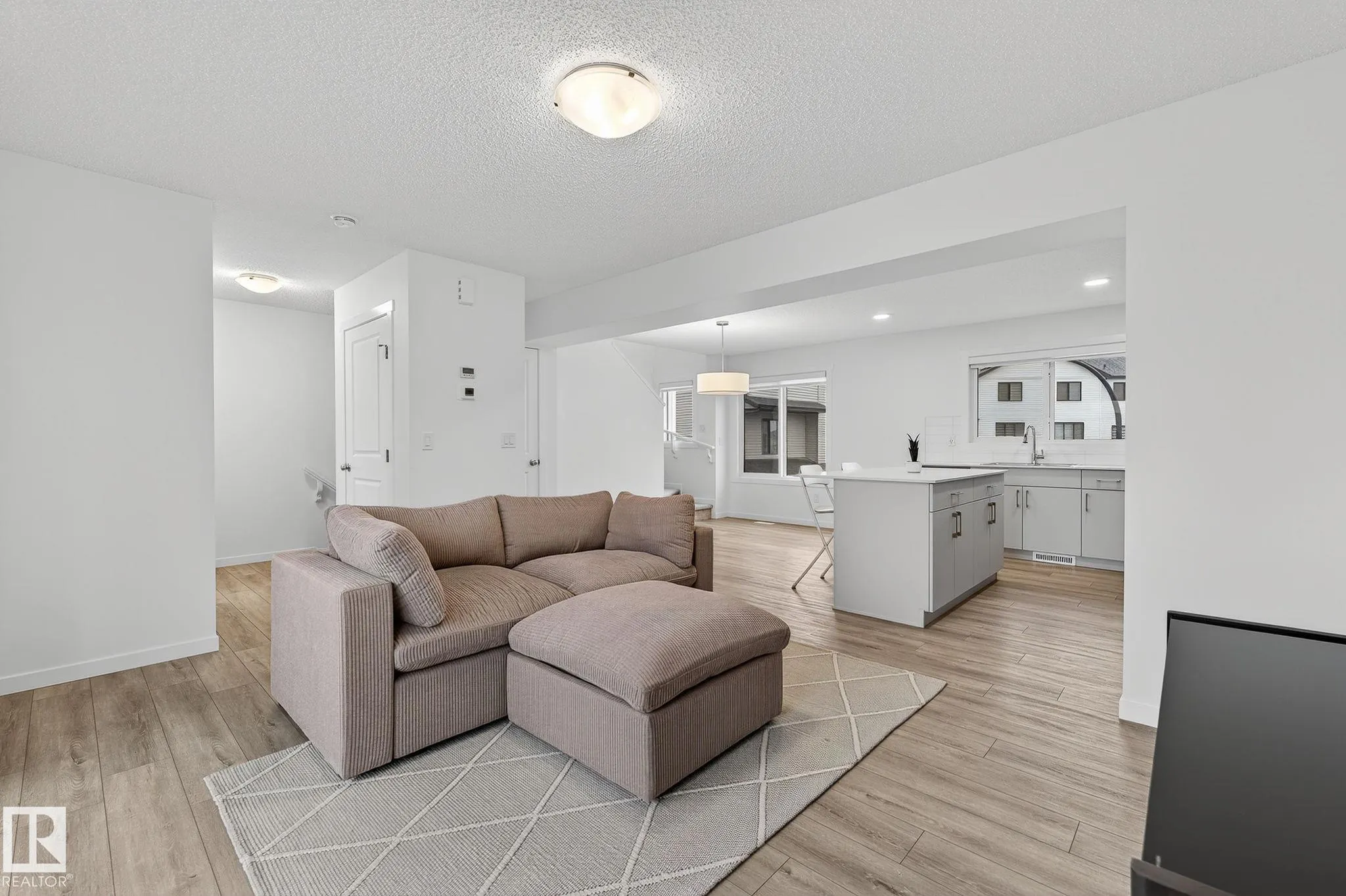 1025 SECORD PROMENADE Promenade