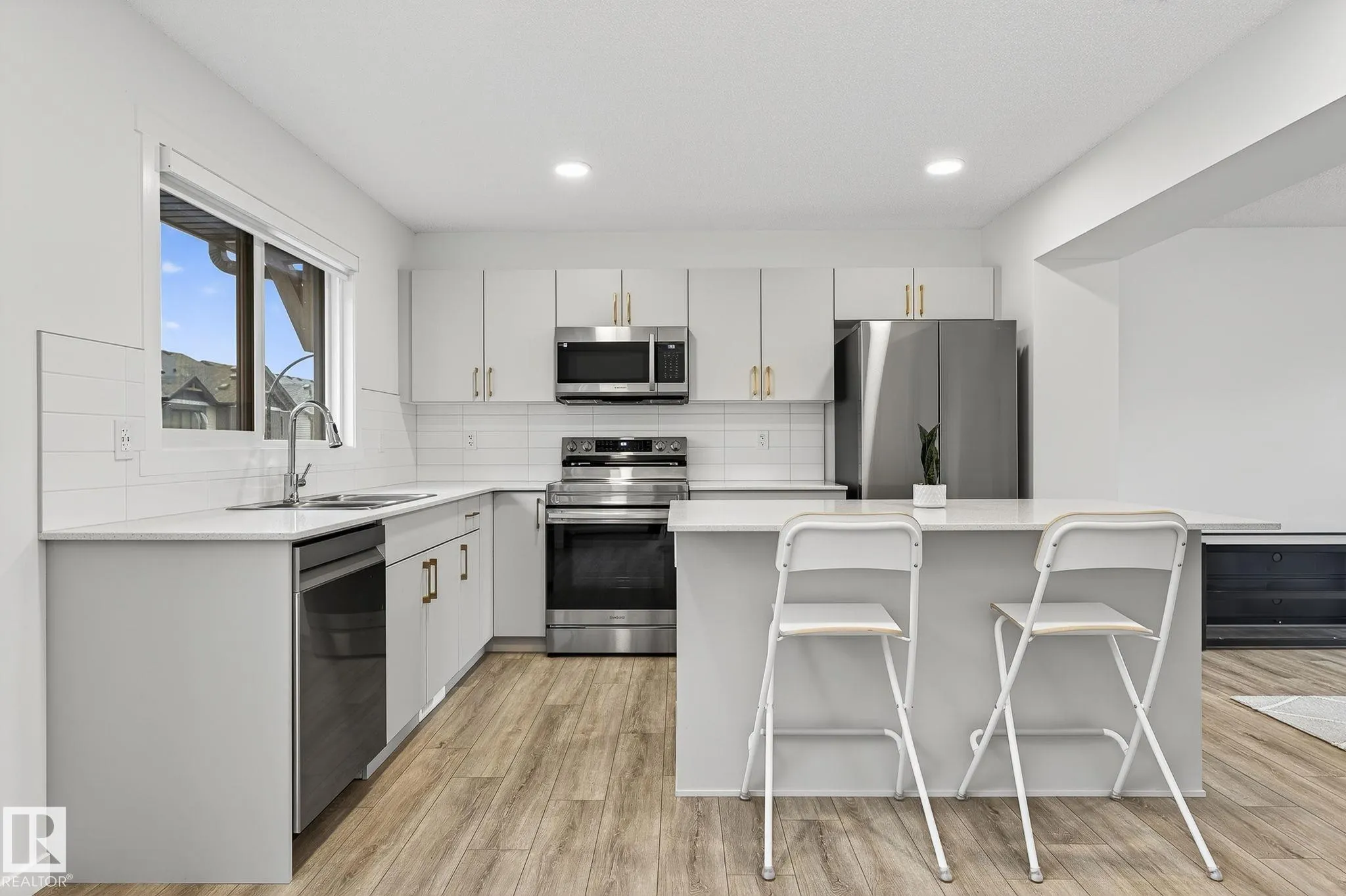 1025 SECORD PROMENADE Promenade