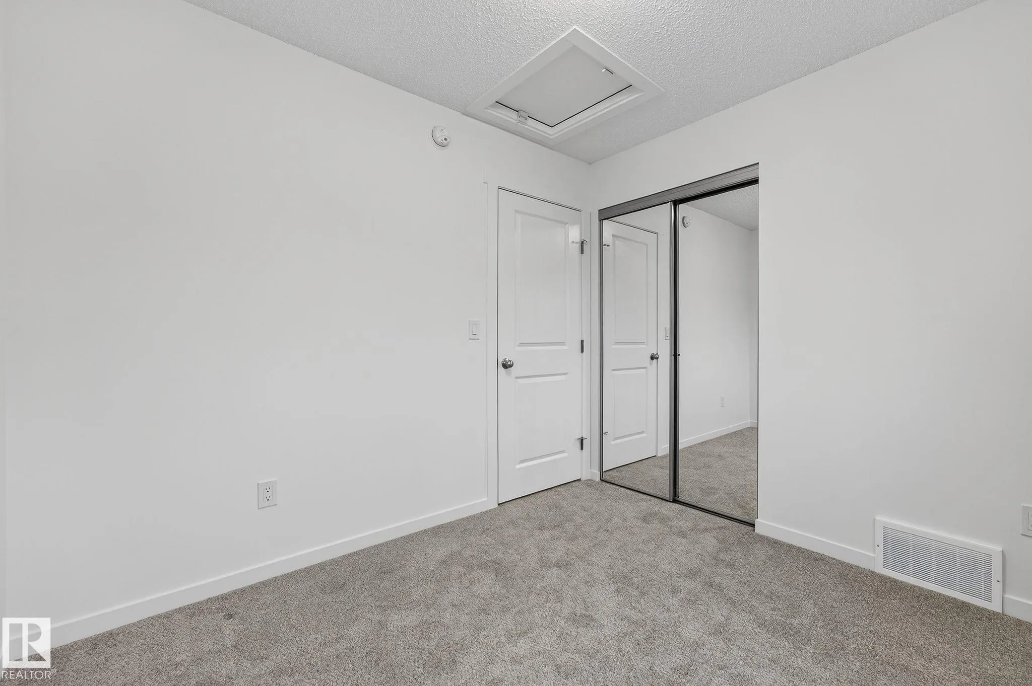 1025 SECORD PROMENADE Promenade