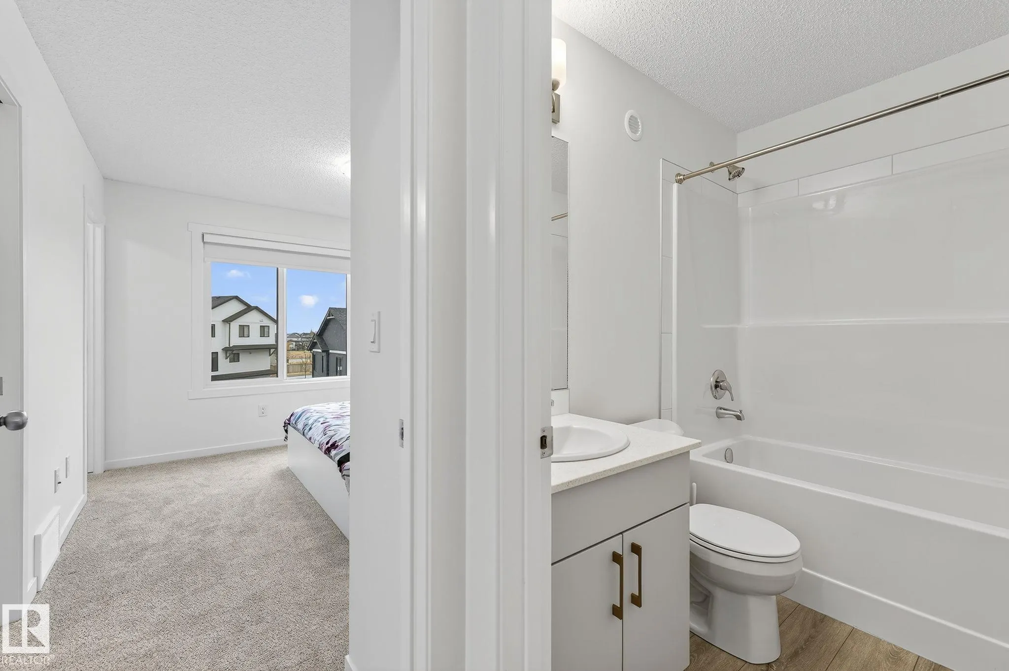 1025 SECORD PROMENADE Promenade