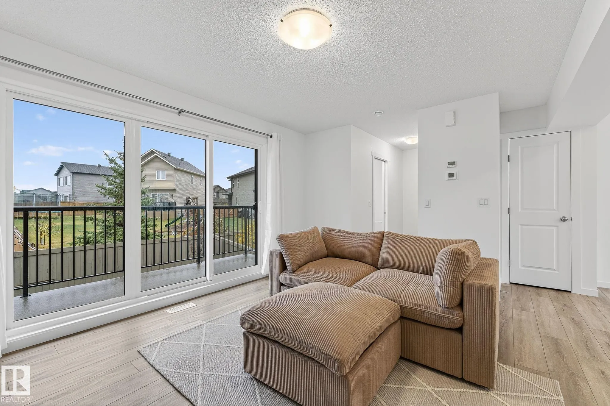 1025 SECORD PROMENADE Promenade