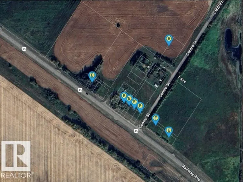 CENTRE STREET & RAILWAY Avenue