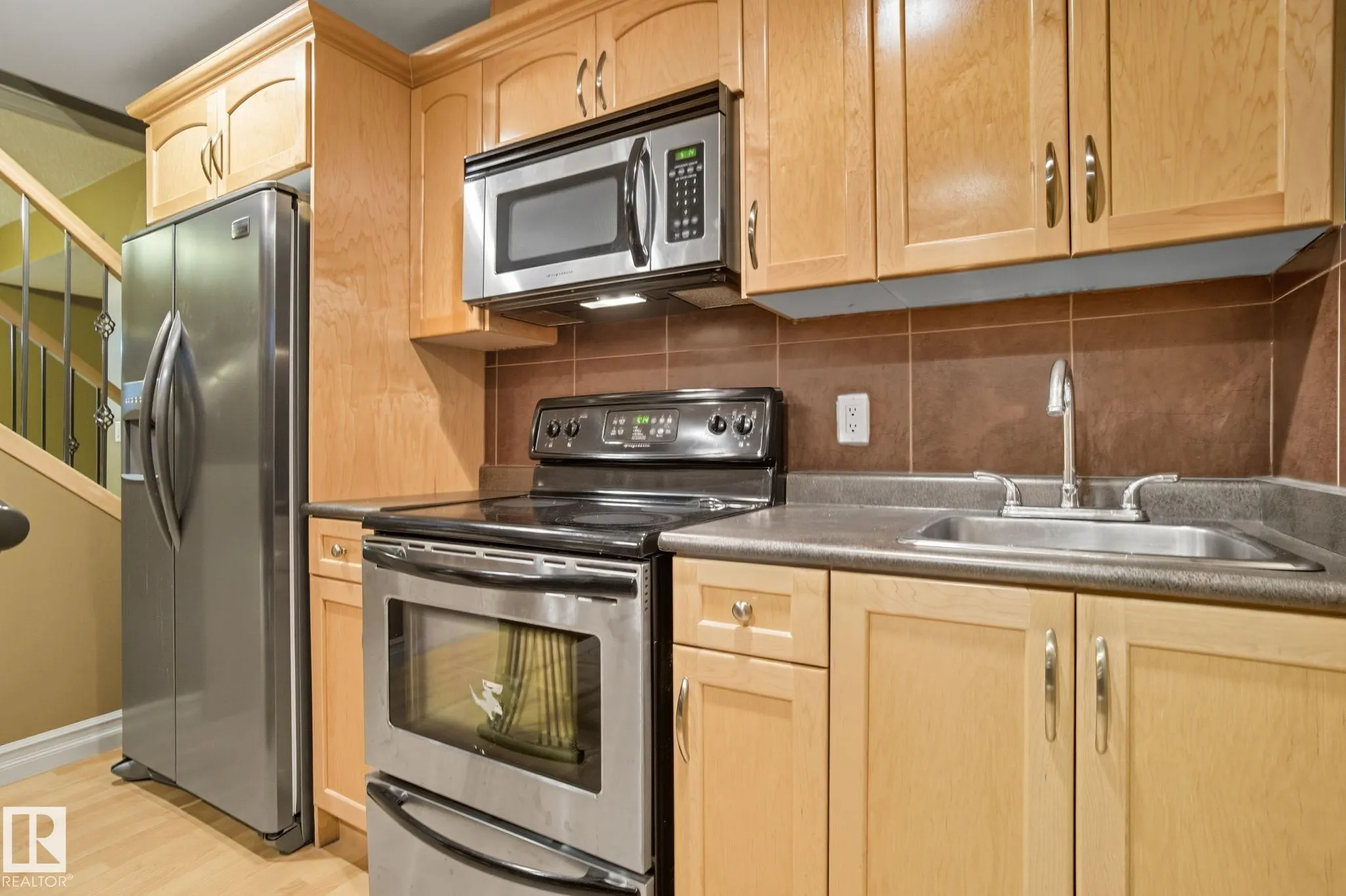 207 FALCONER LINK Link