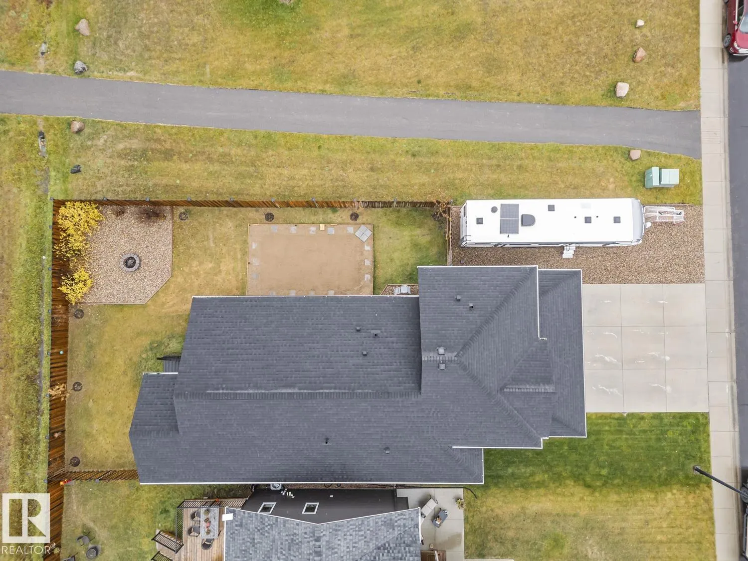 239 Terra Nova Crescent