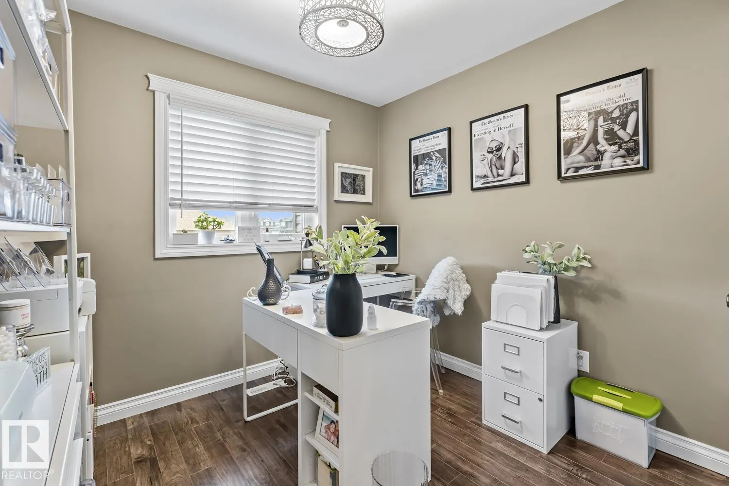 239 Terra Nova Crescent