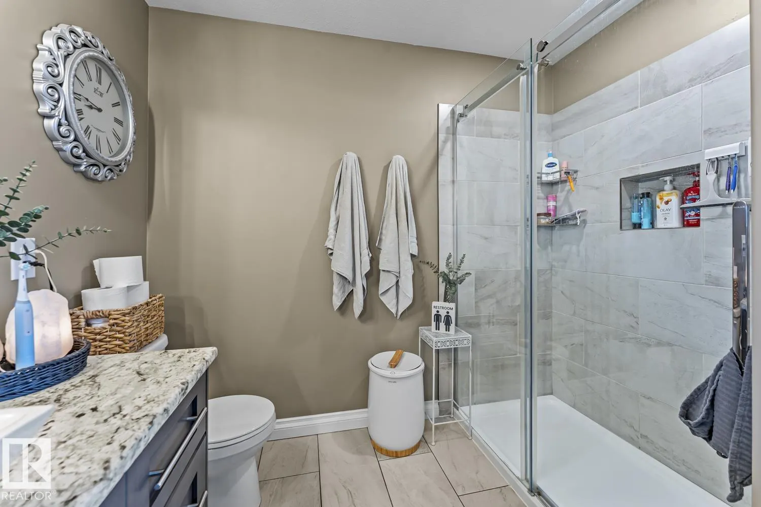 239 Terra Nova Crescent