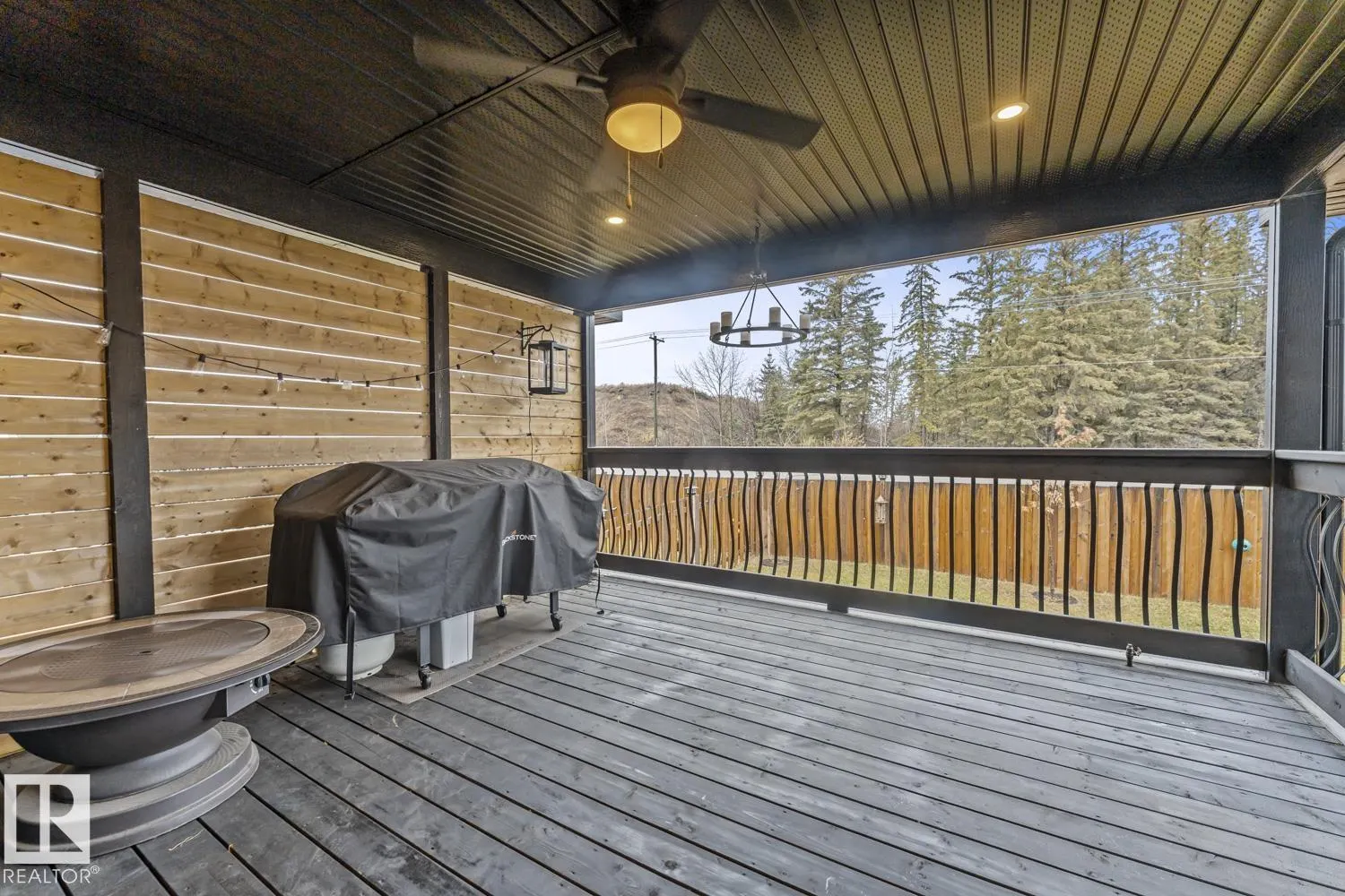 239 Terra Nova Crescent