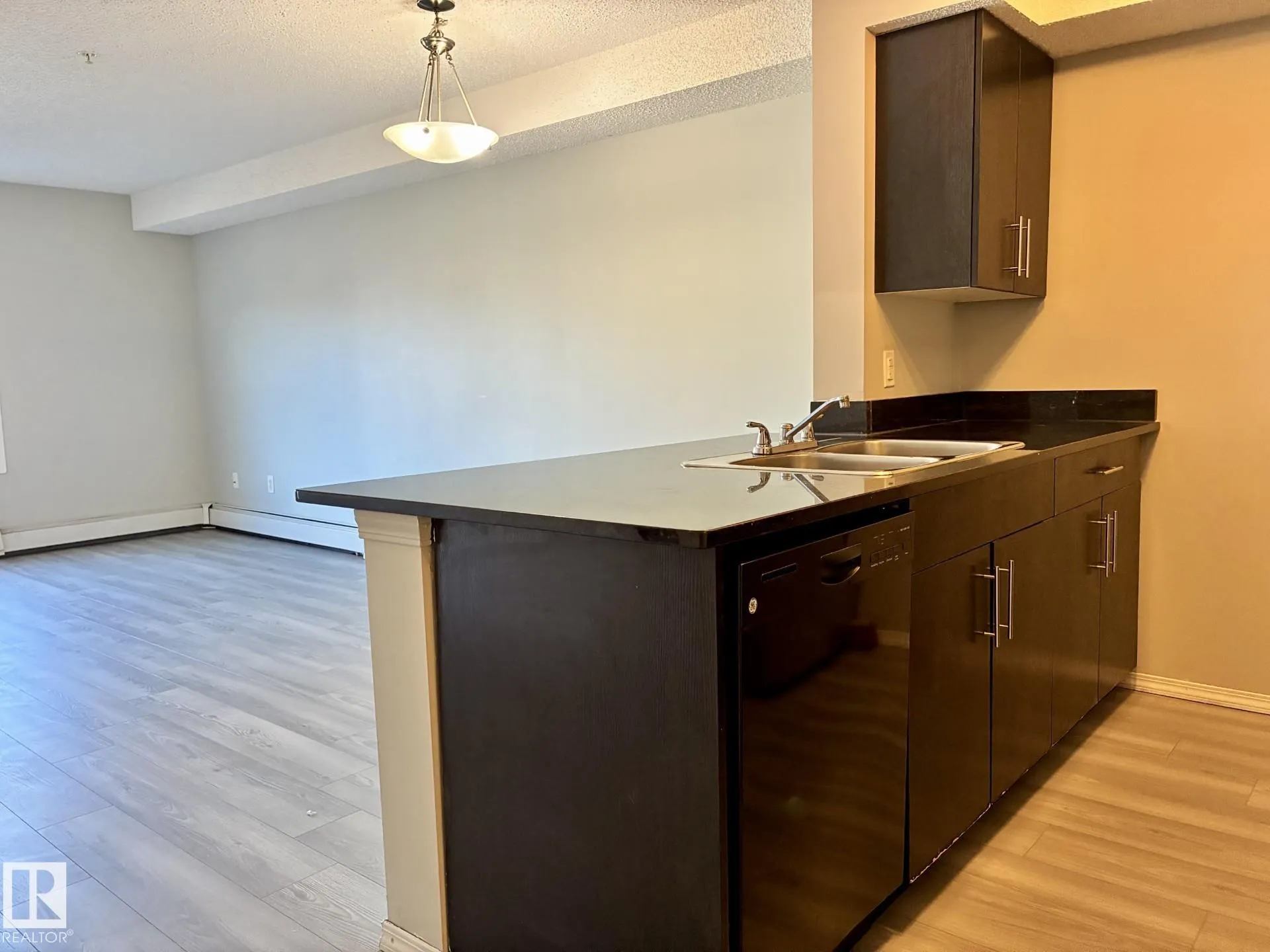 1080 MCCONACHIE Boulevard