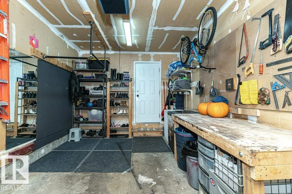 10944 Beaumaris Road