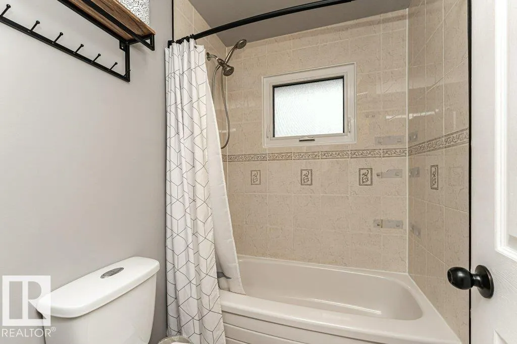 10944 Beaumaris Road