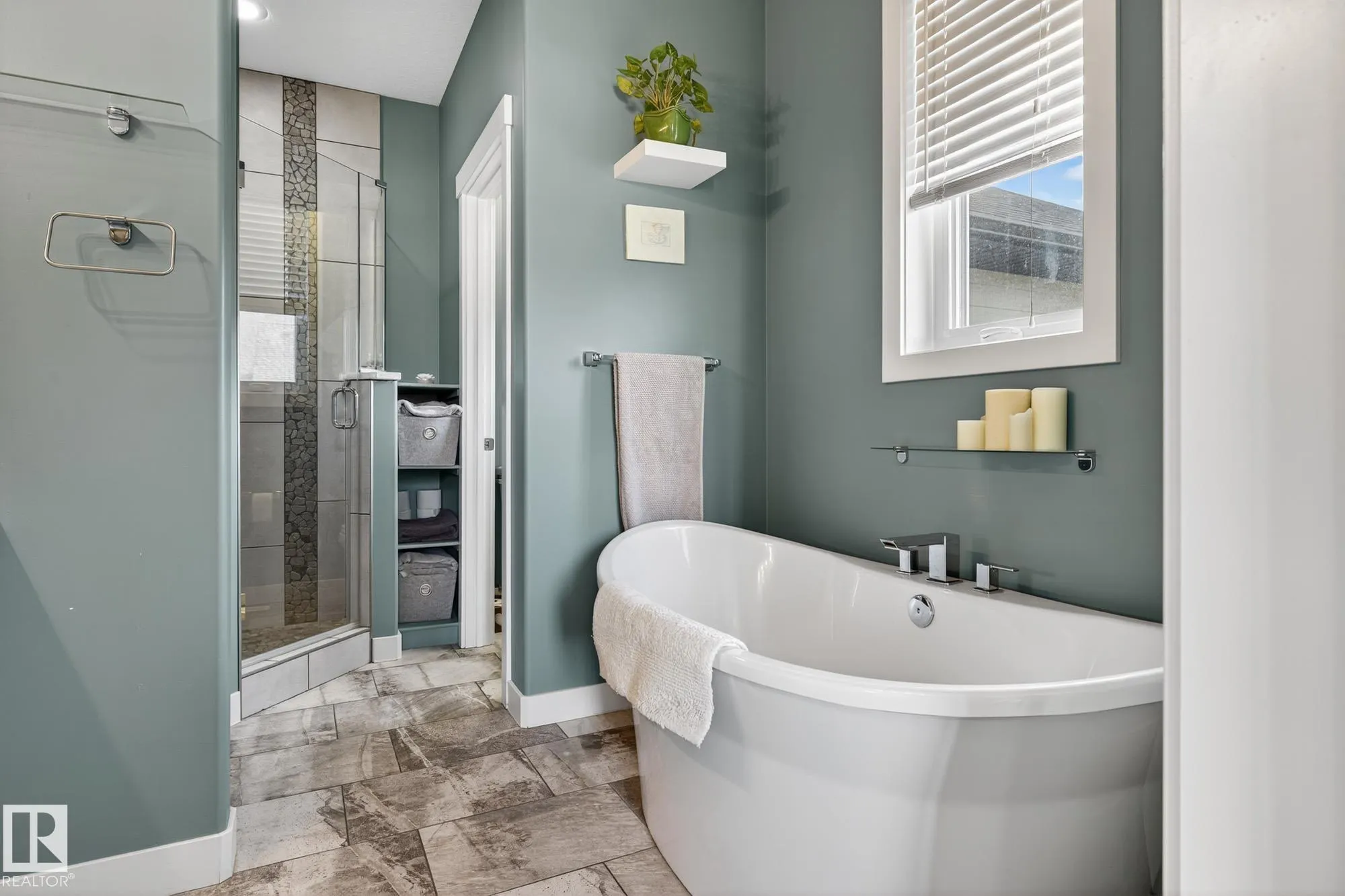 2035 Spring Lake Drive