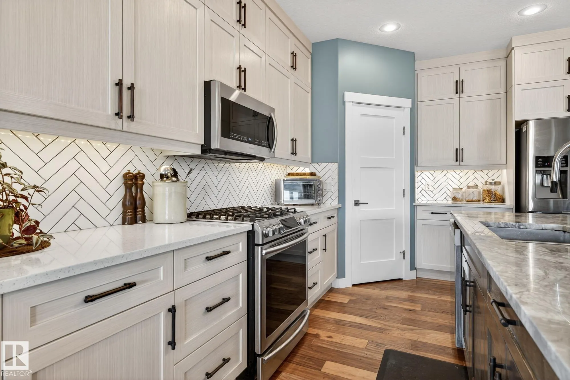 2035 Spring Lake Drive