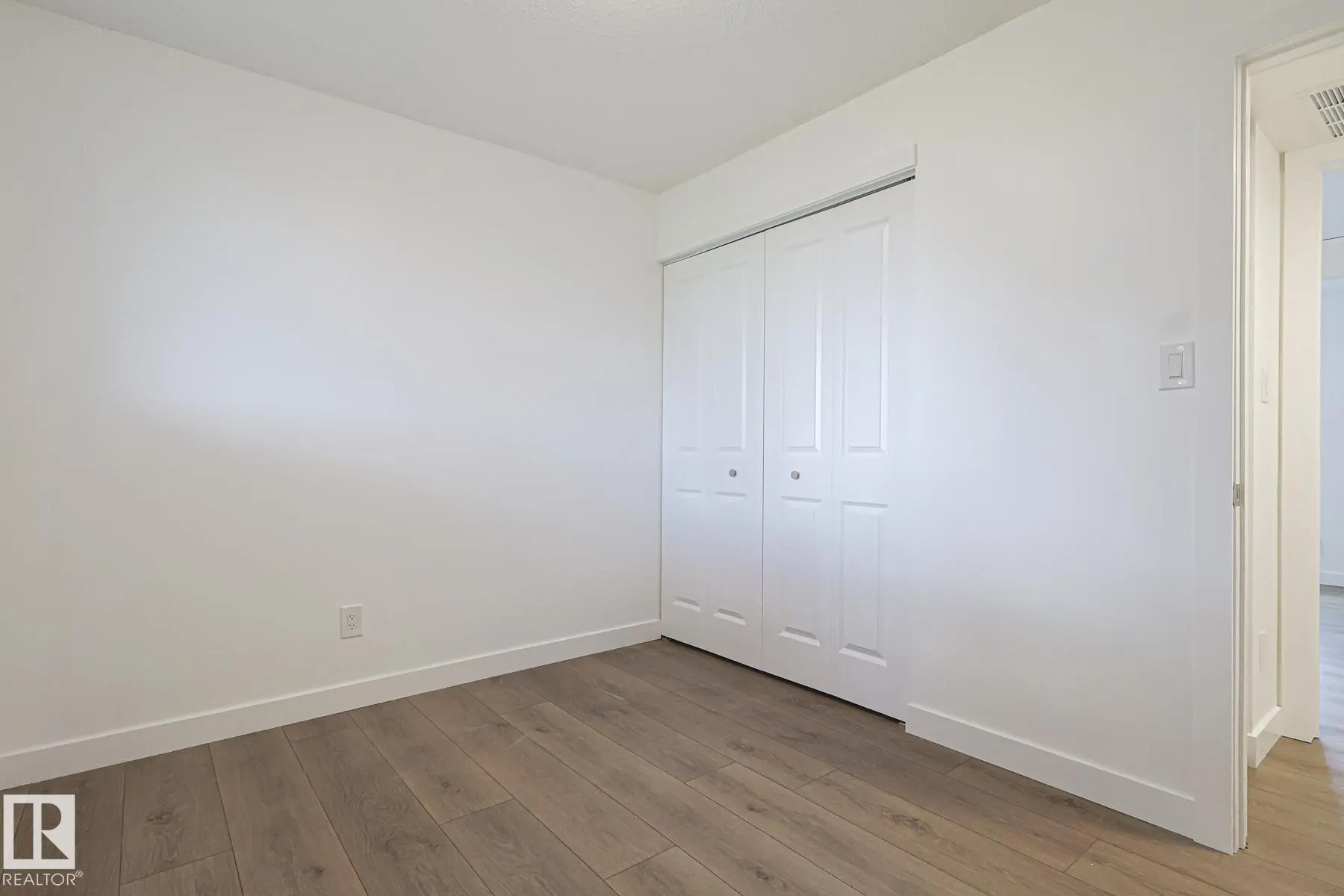 22 NORTHWOODS Village