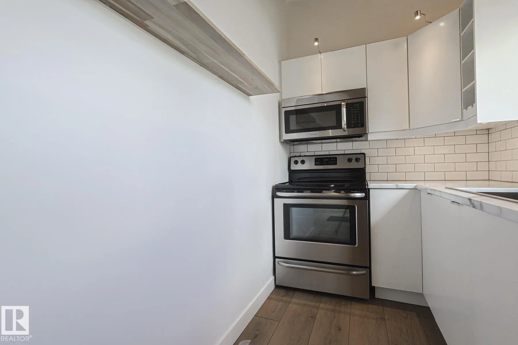 22 NORTHWOODS Village