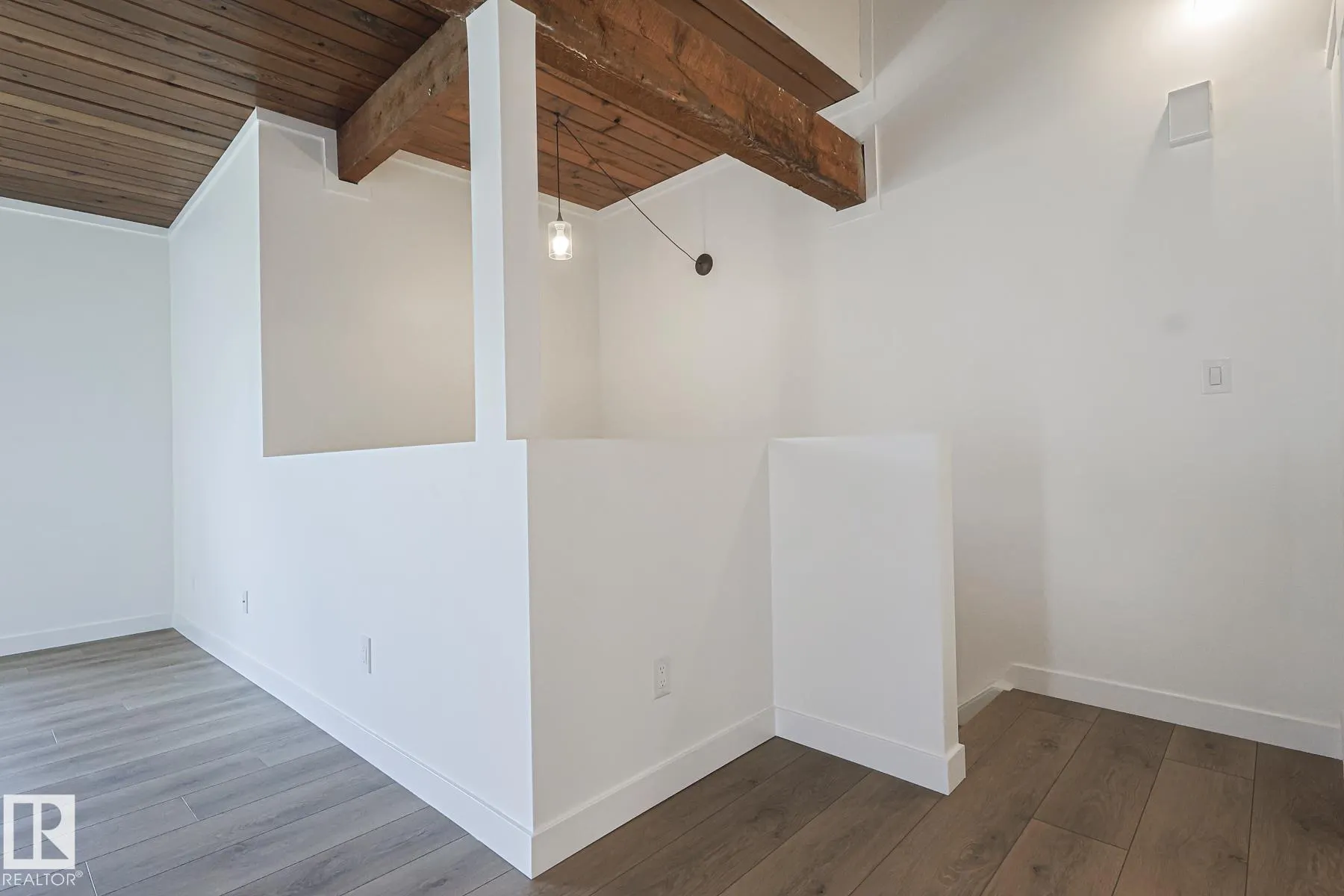 22 NORTHWOODS Village