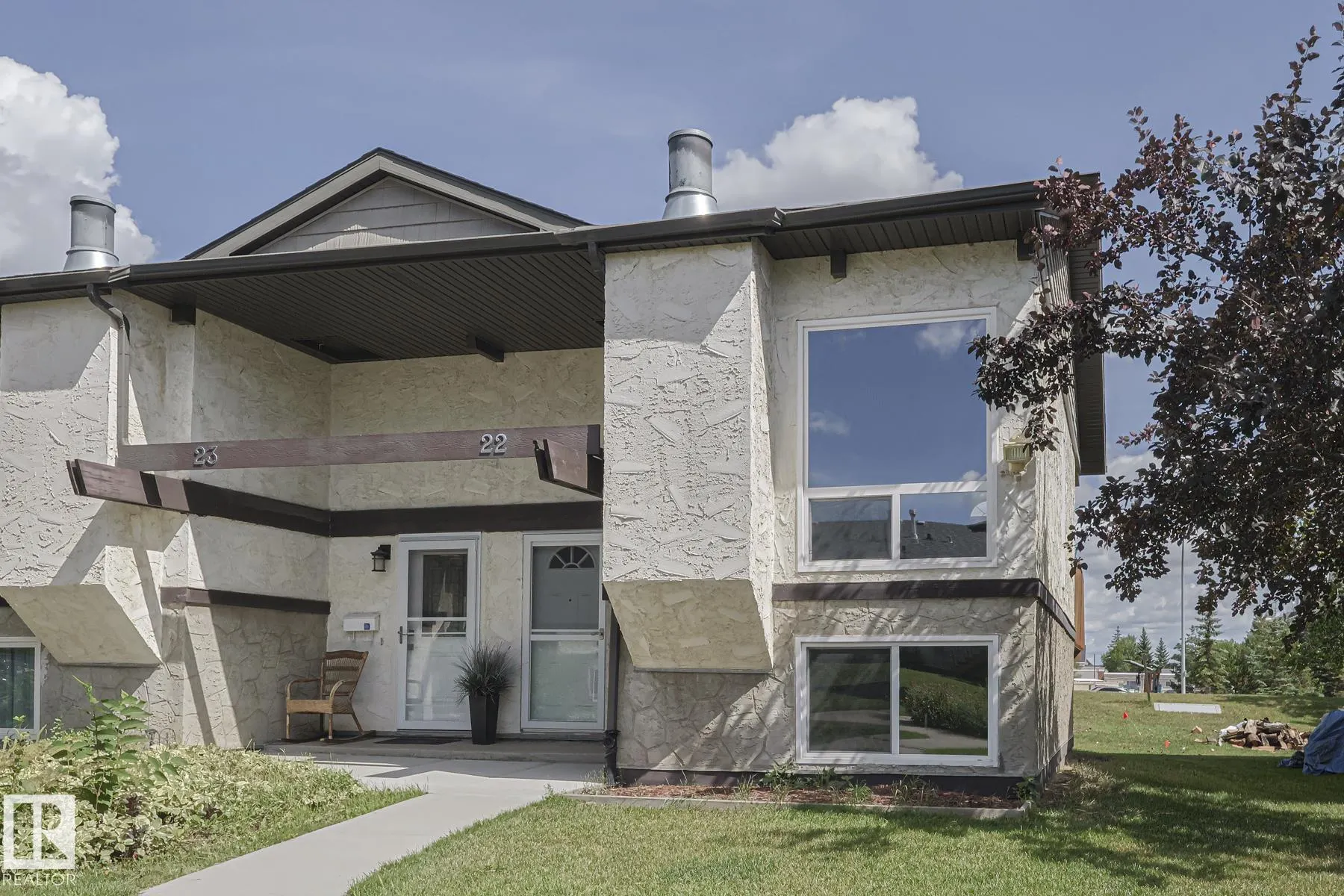 22 NORTHWOODS Village