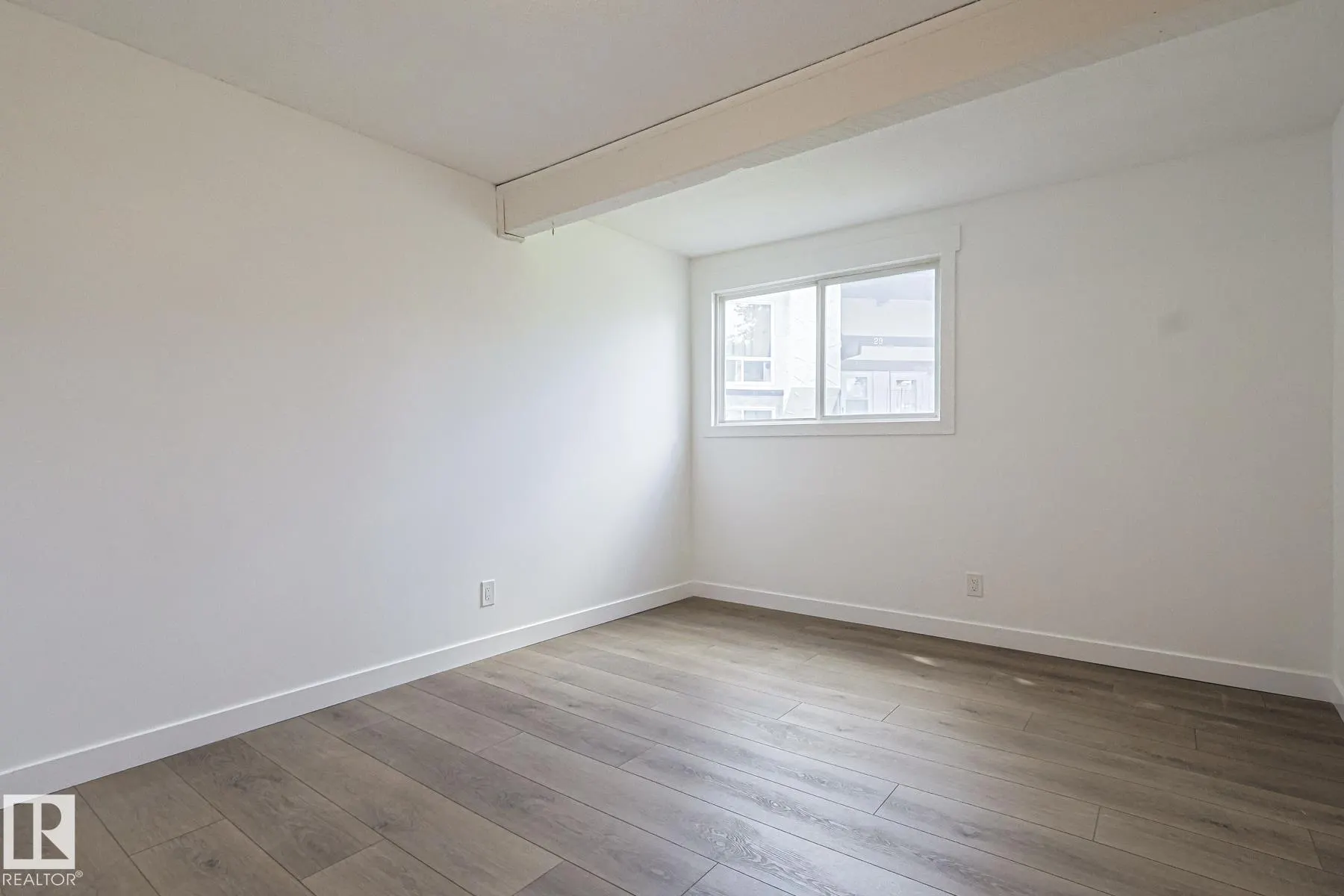 22 NORTHWOODS Village