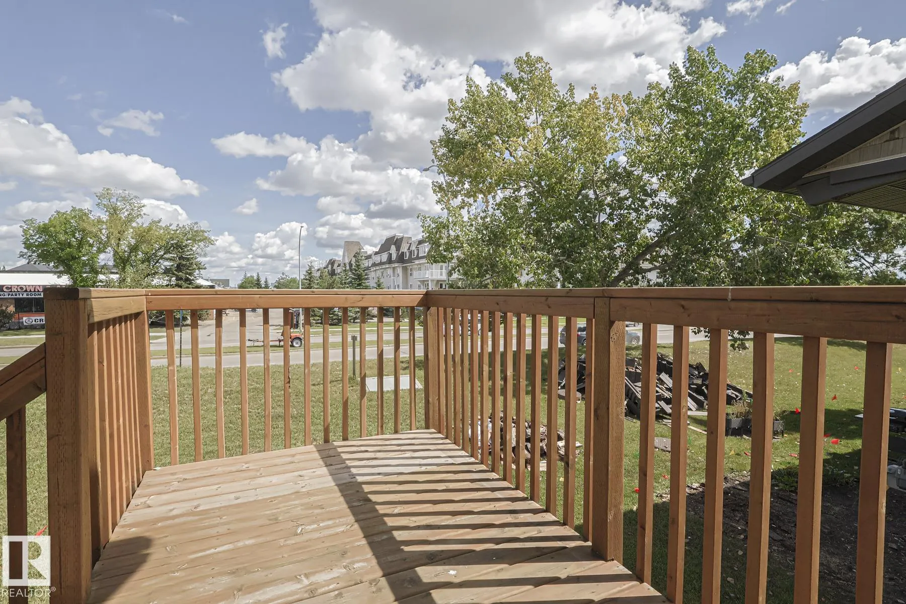 22 NORTHWOODS Village