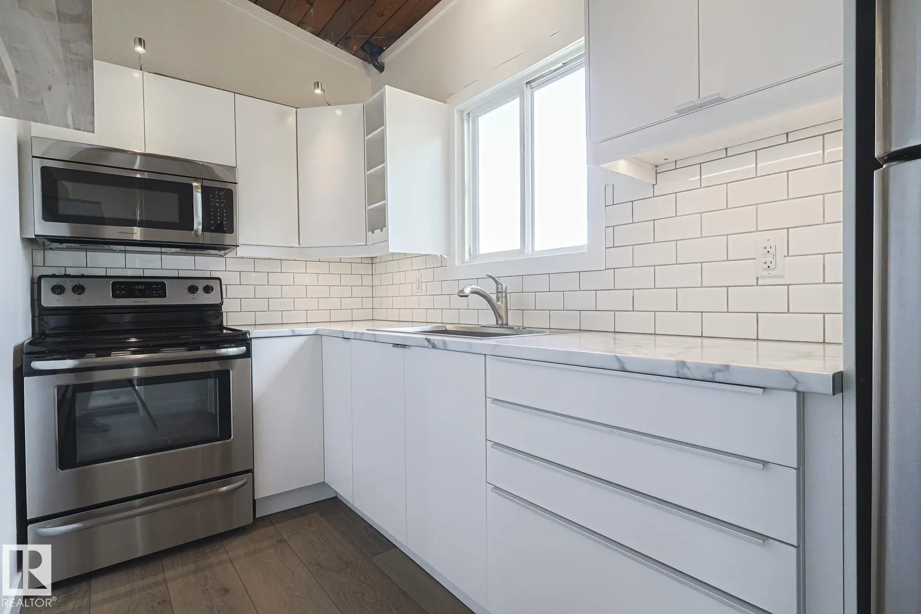 22 NORTHWOODS Village