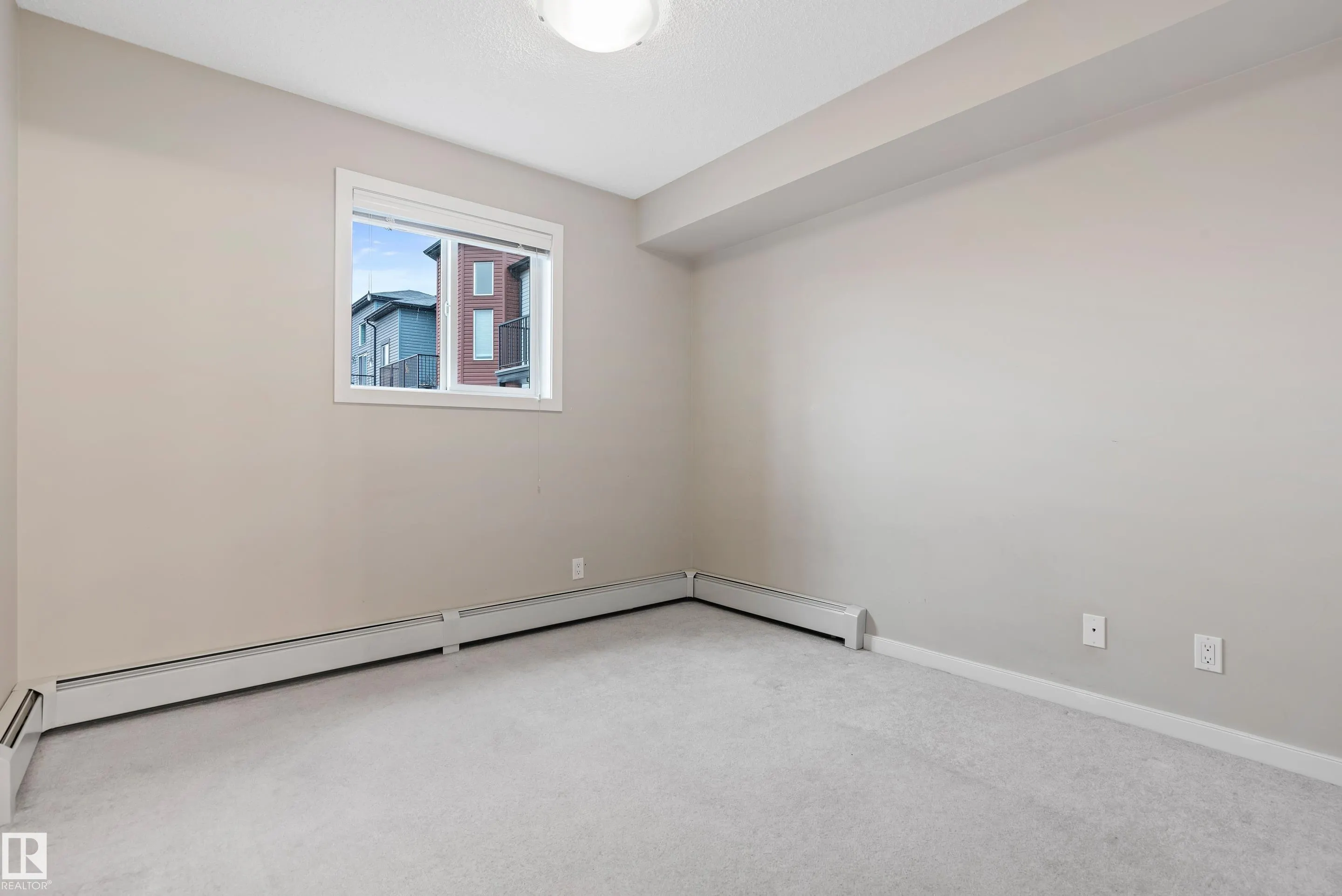 400 SILVER BERRY Road