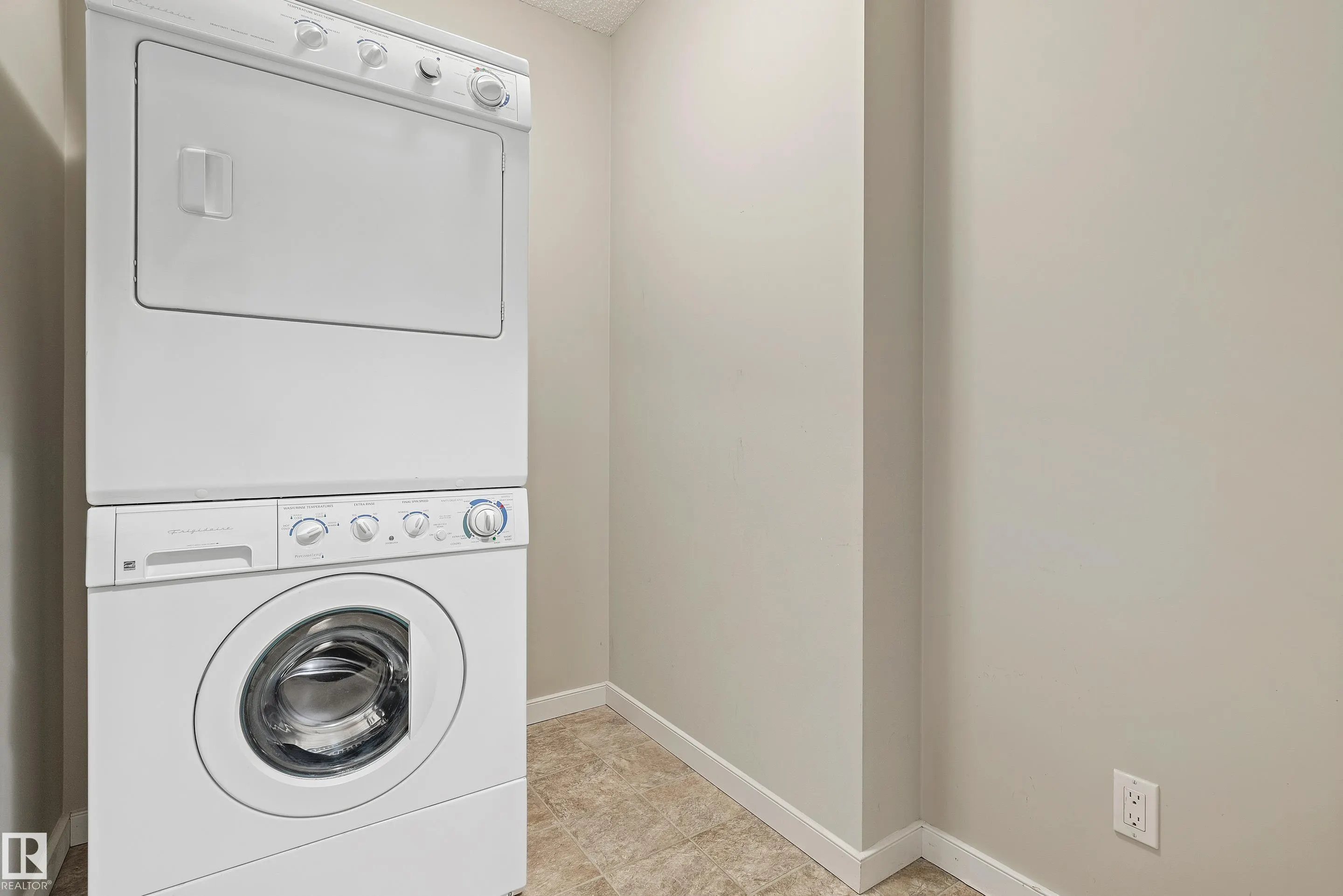 400 SILVER BERRY Road