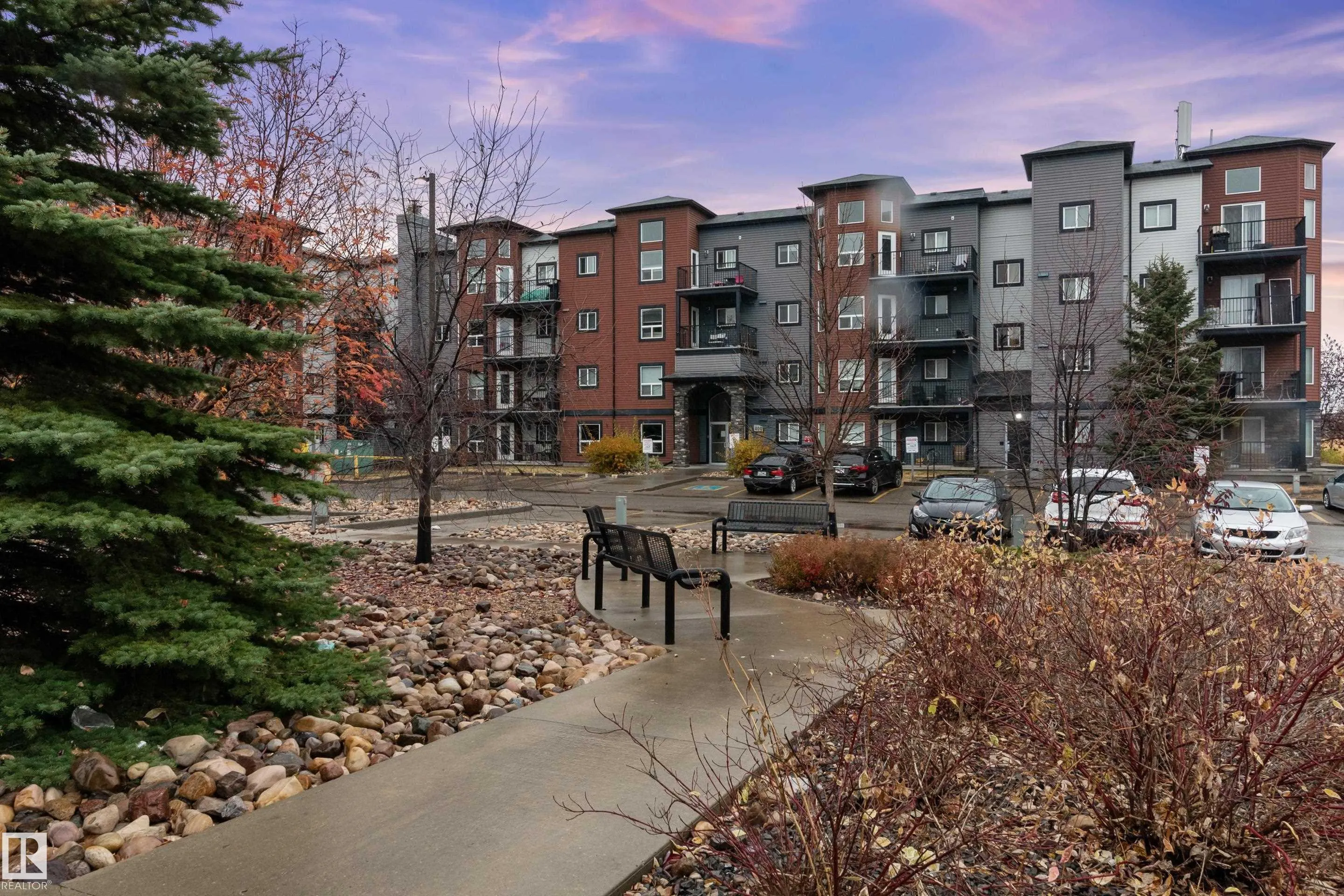 400 SILVER BERRY Road