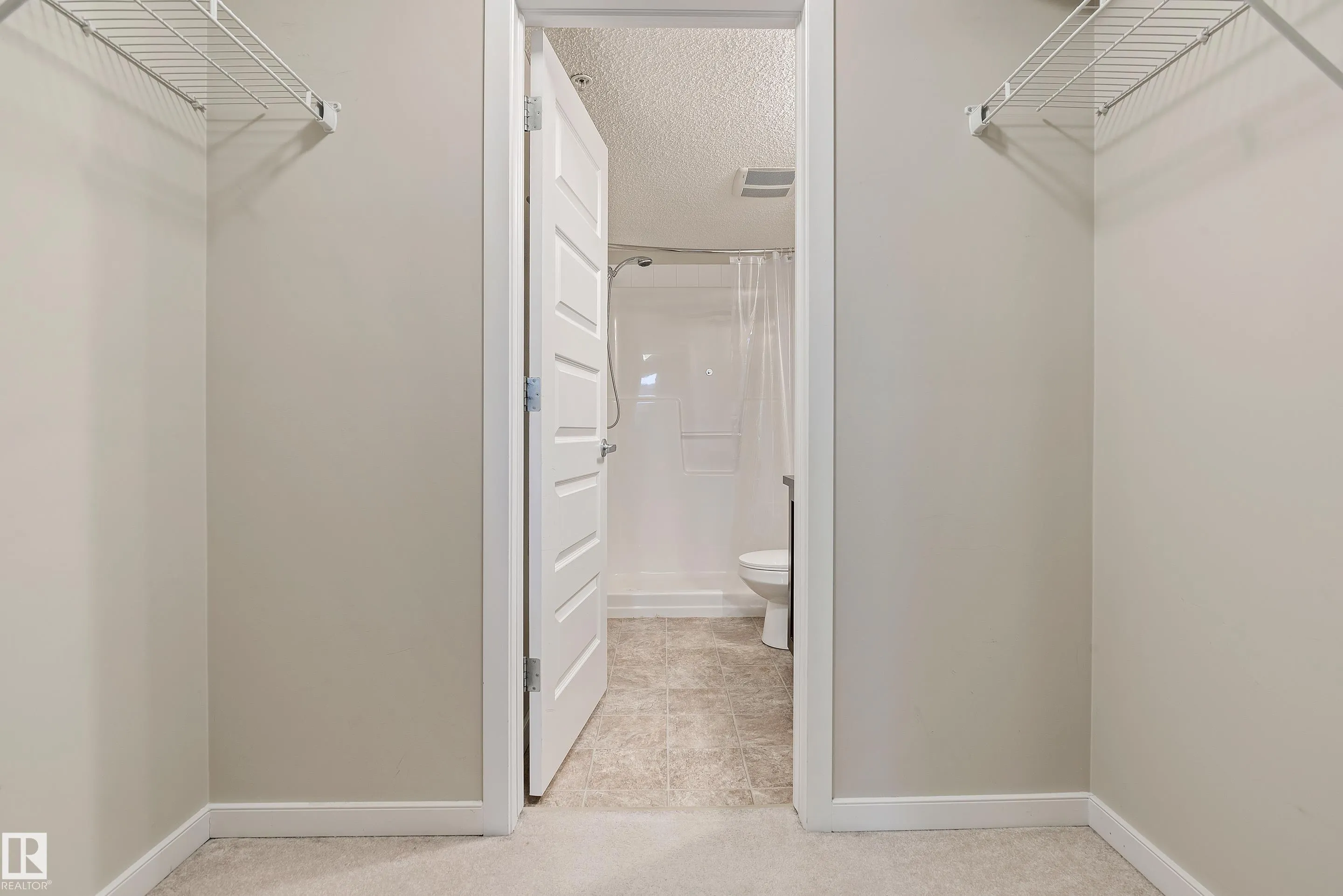 400 SILVER BERRY Road