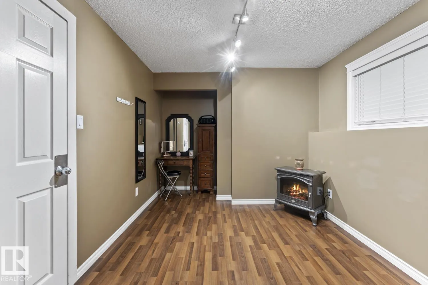 63005 Range Road 412