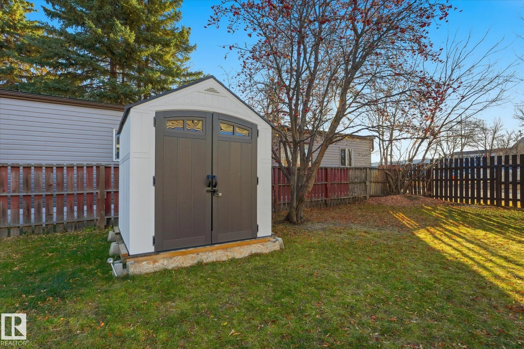 242 305 Calahoo Road