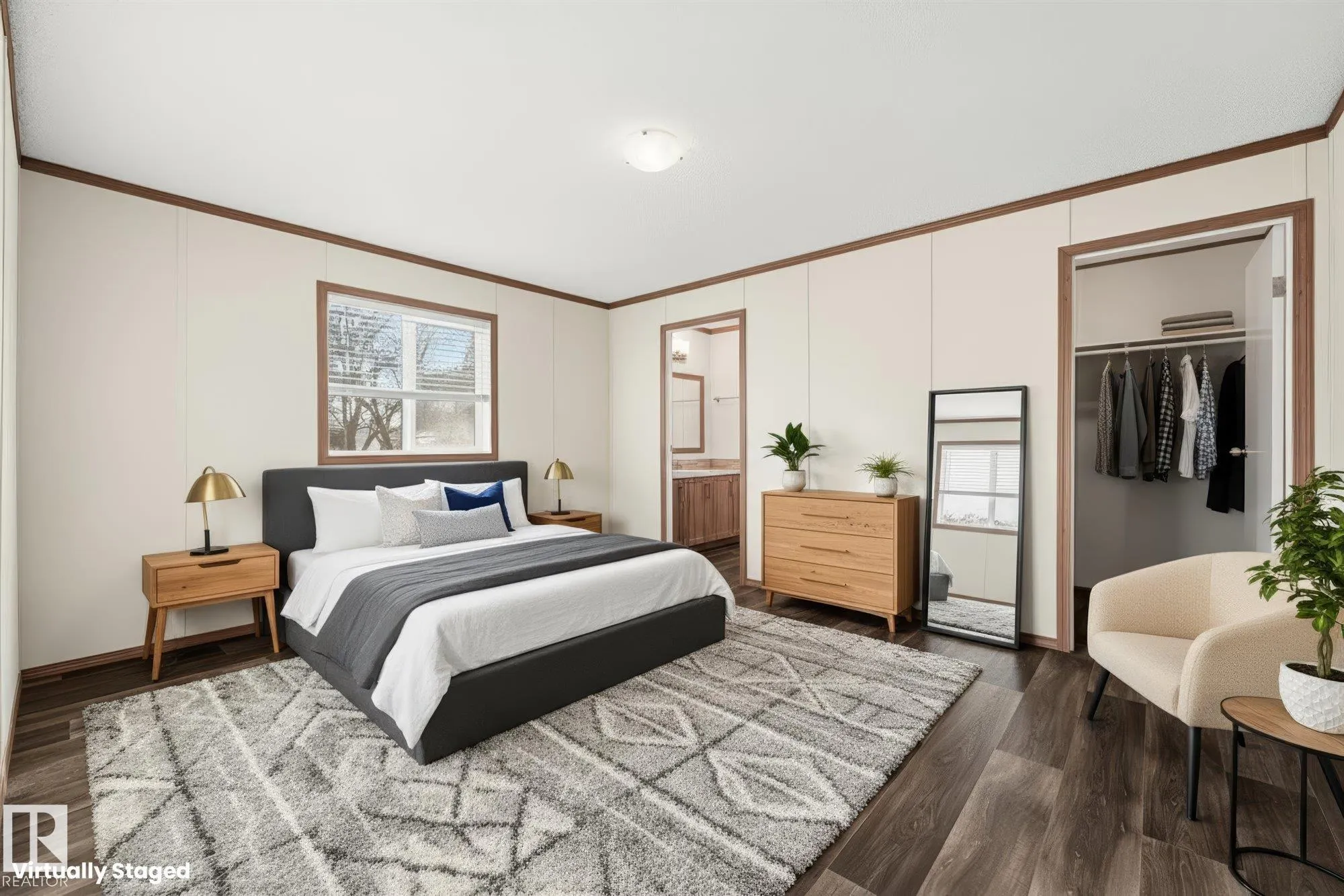 242 305 Calahoo Road