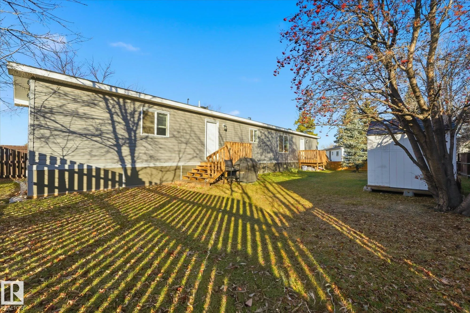 242 305 Calahoo Road