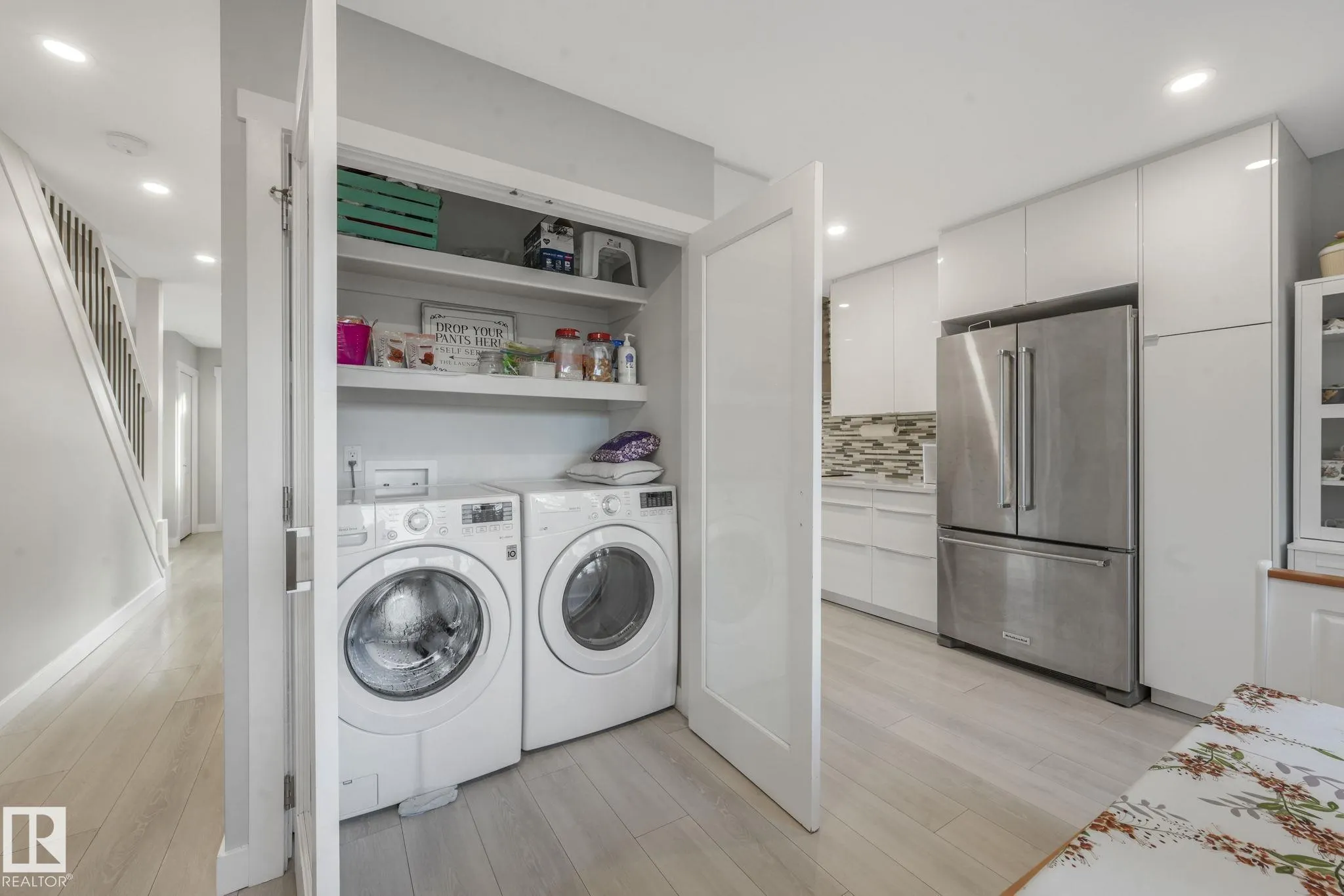 121 VILLAGE ON THE GREEN Green