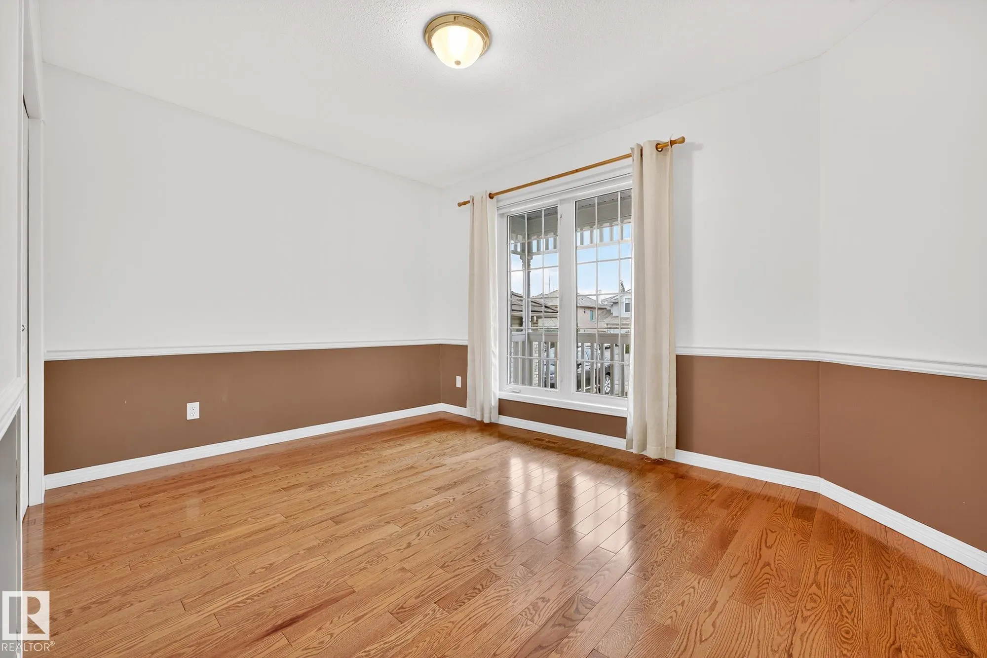 1085 CARTER CREST Road