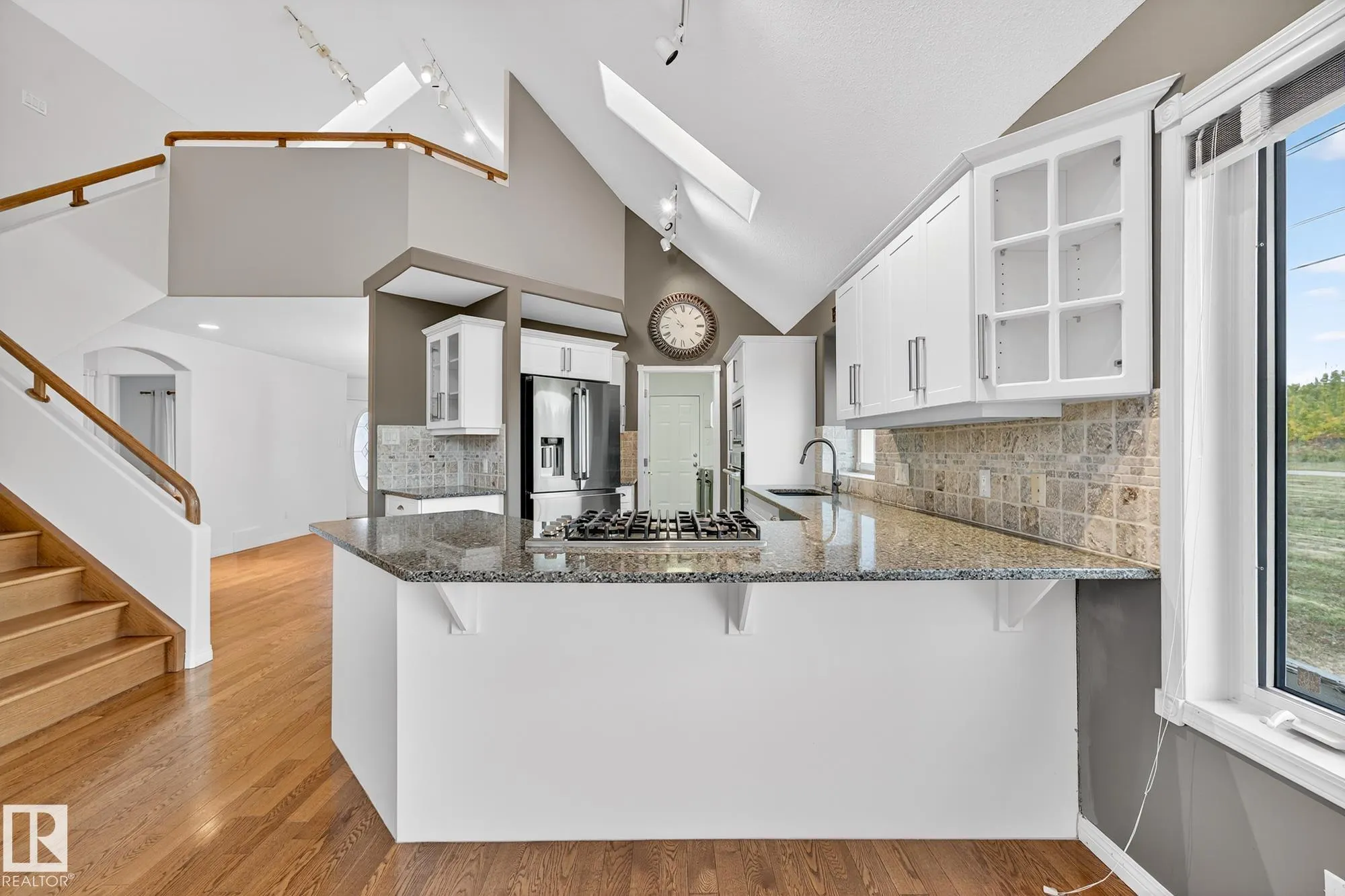 1085 CARTER CREST Road