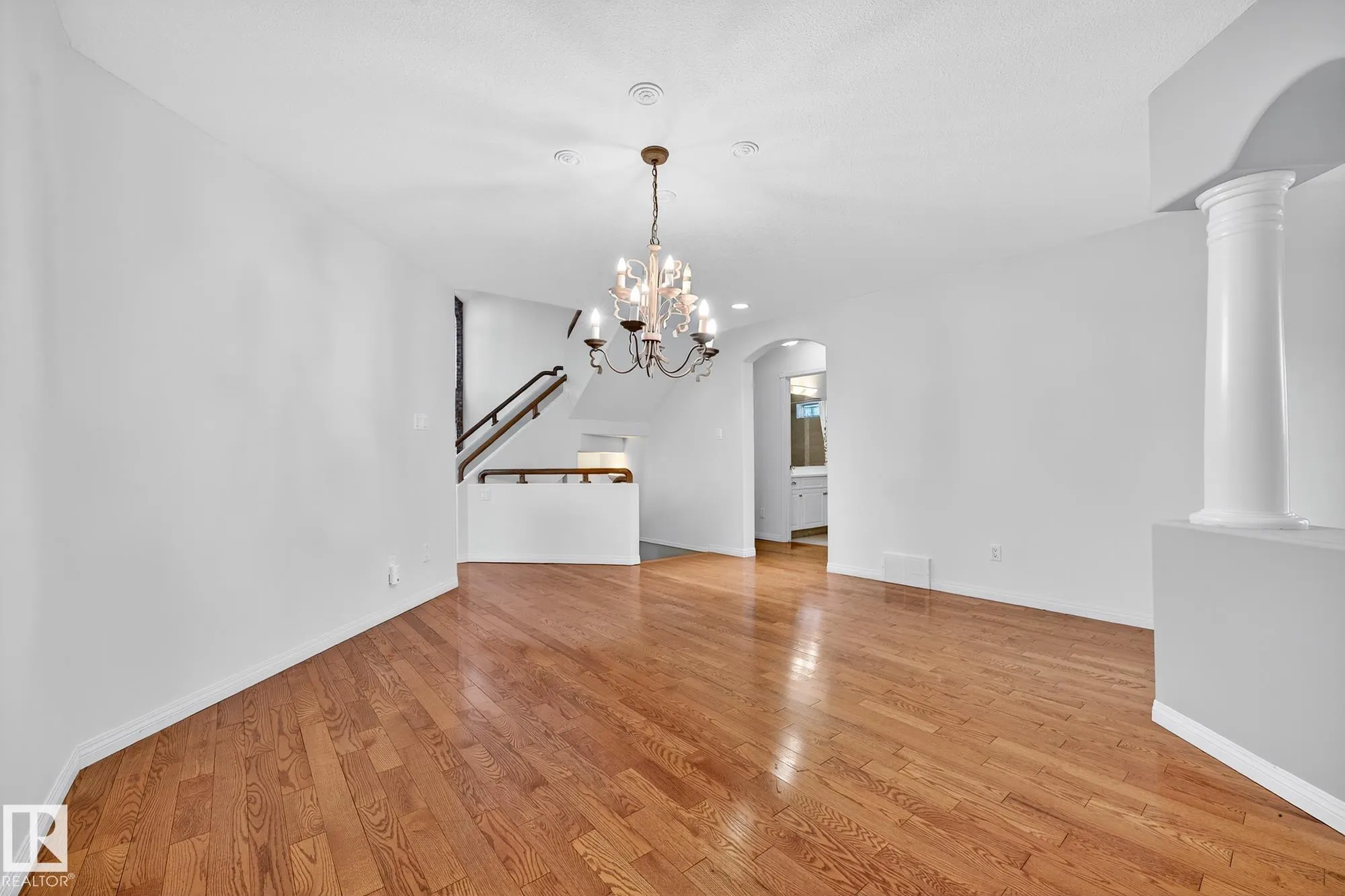 1085 CARTER CREST Road