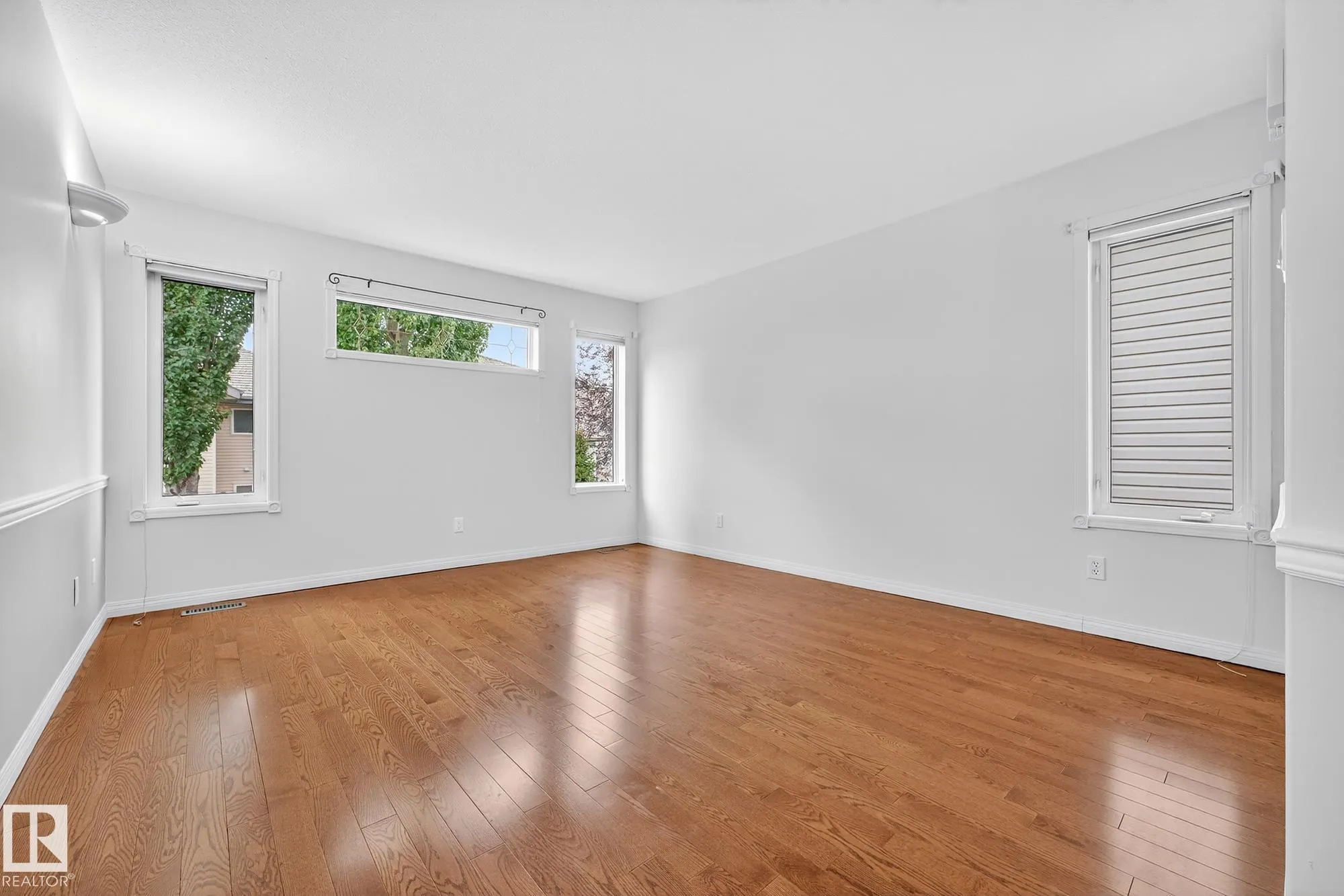 1085 CARTER CREST Road