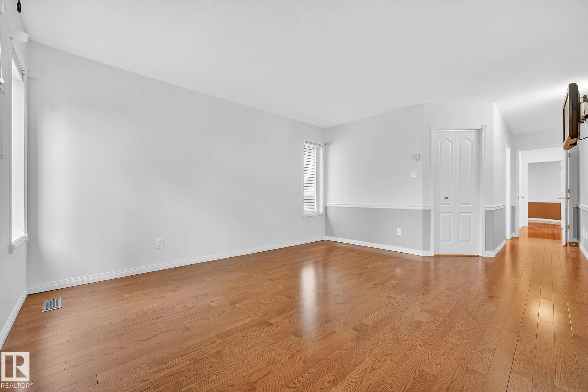 1085 CARTER CREST Road