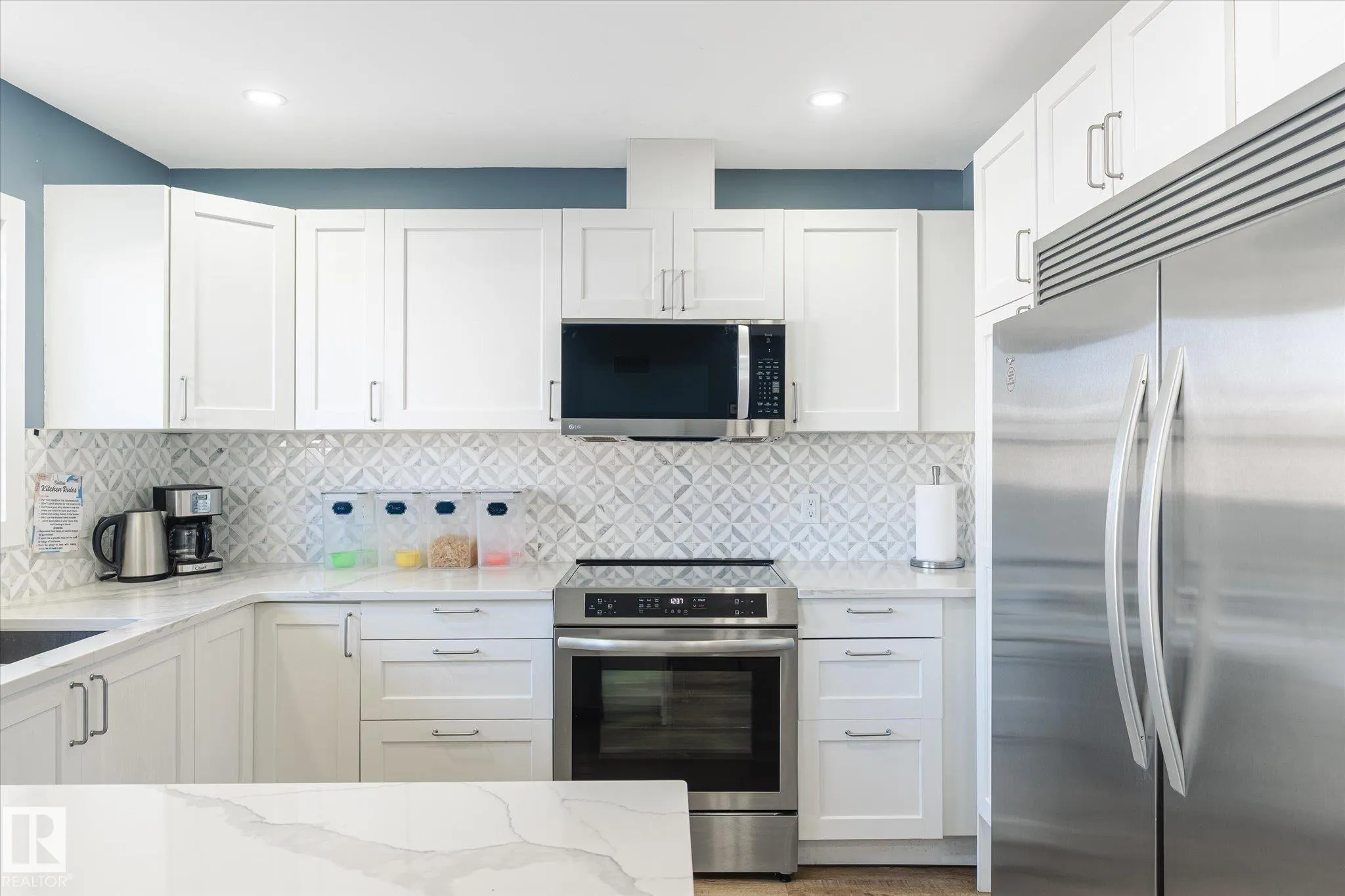 12707 & 12709 92 Street