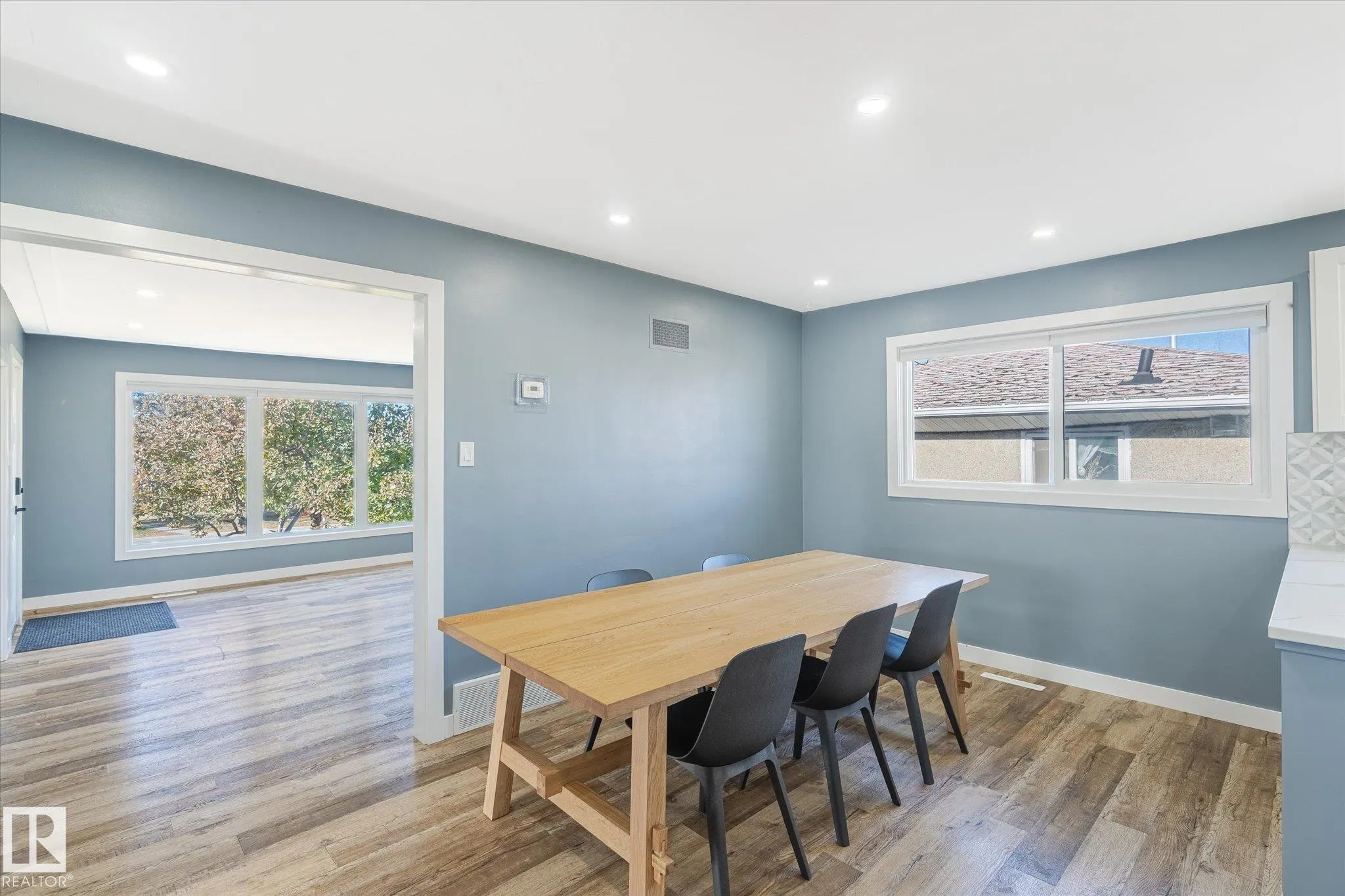 12707 & 12709 92 Street